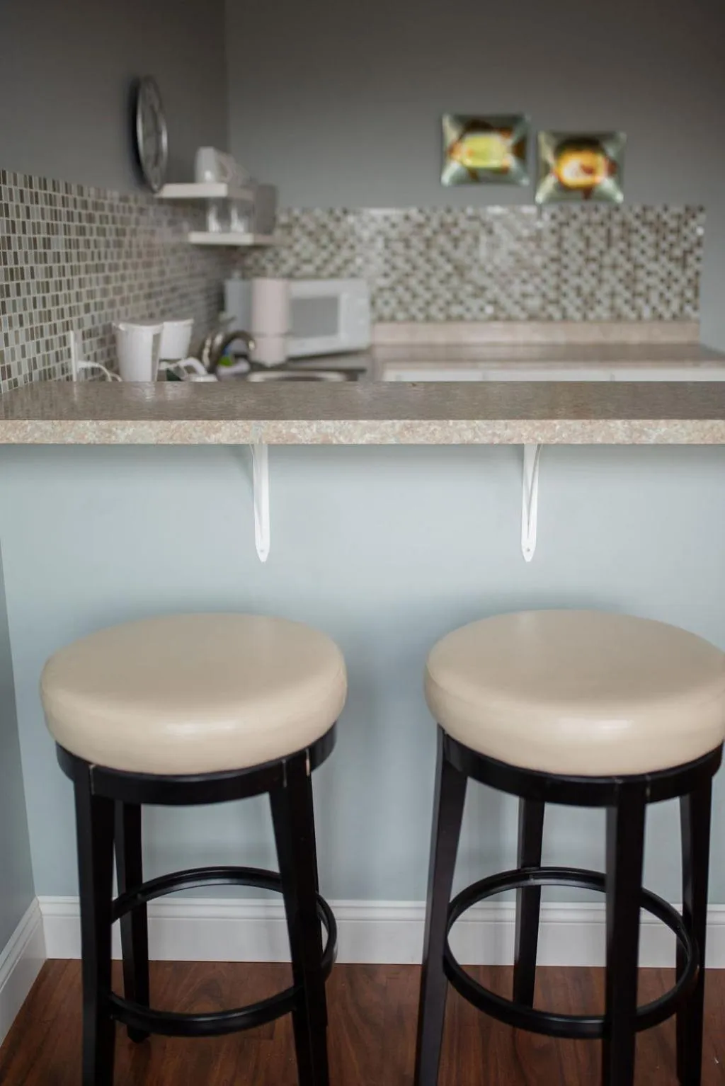 Kitchen or kitchenette in Fountainview Inn