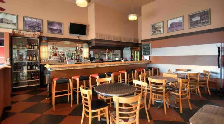 Lounge or bar in Fountainview Inn