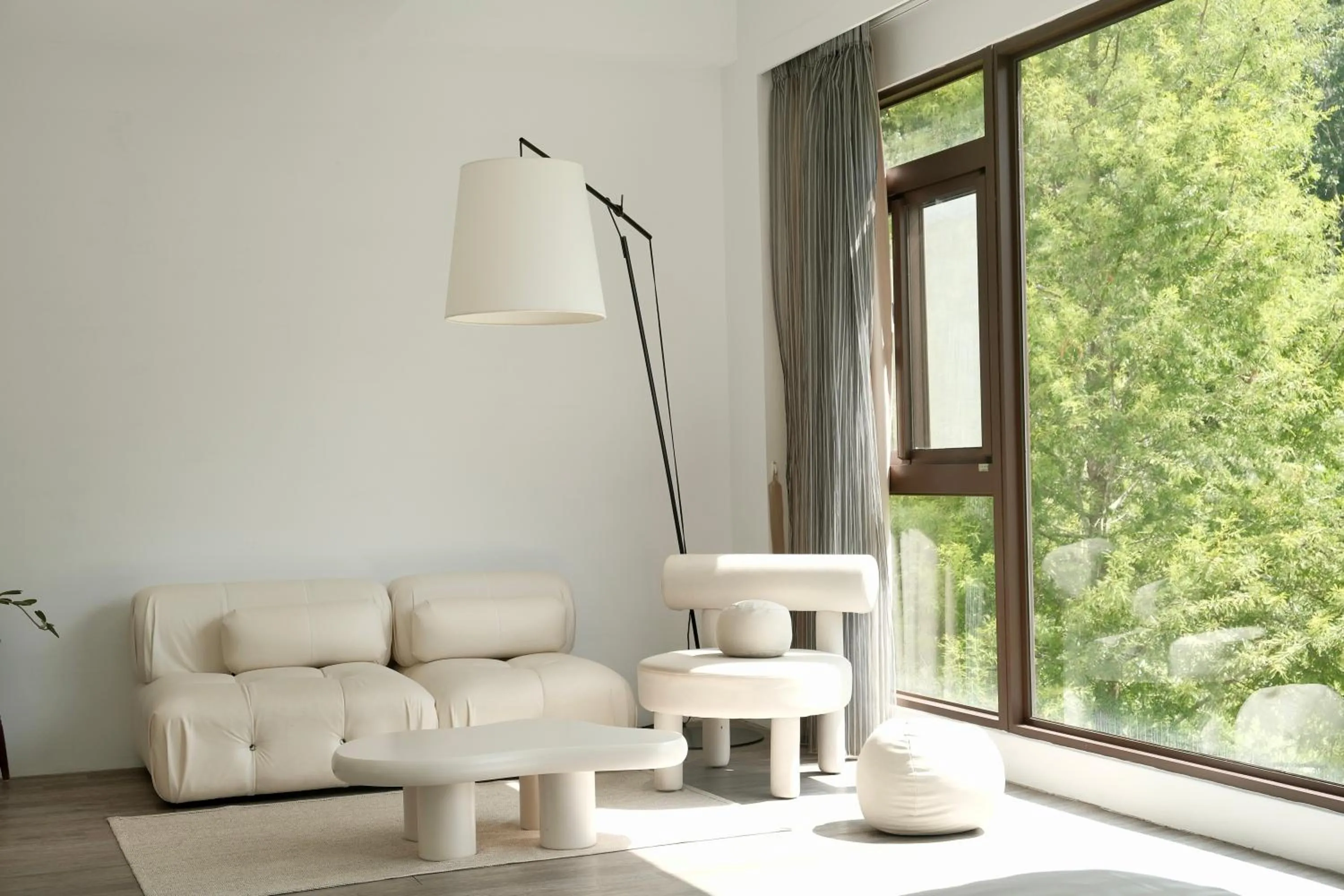 Living room in 愛黏在一起設計師民宿 Lovers BNB