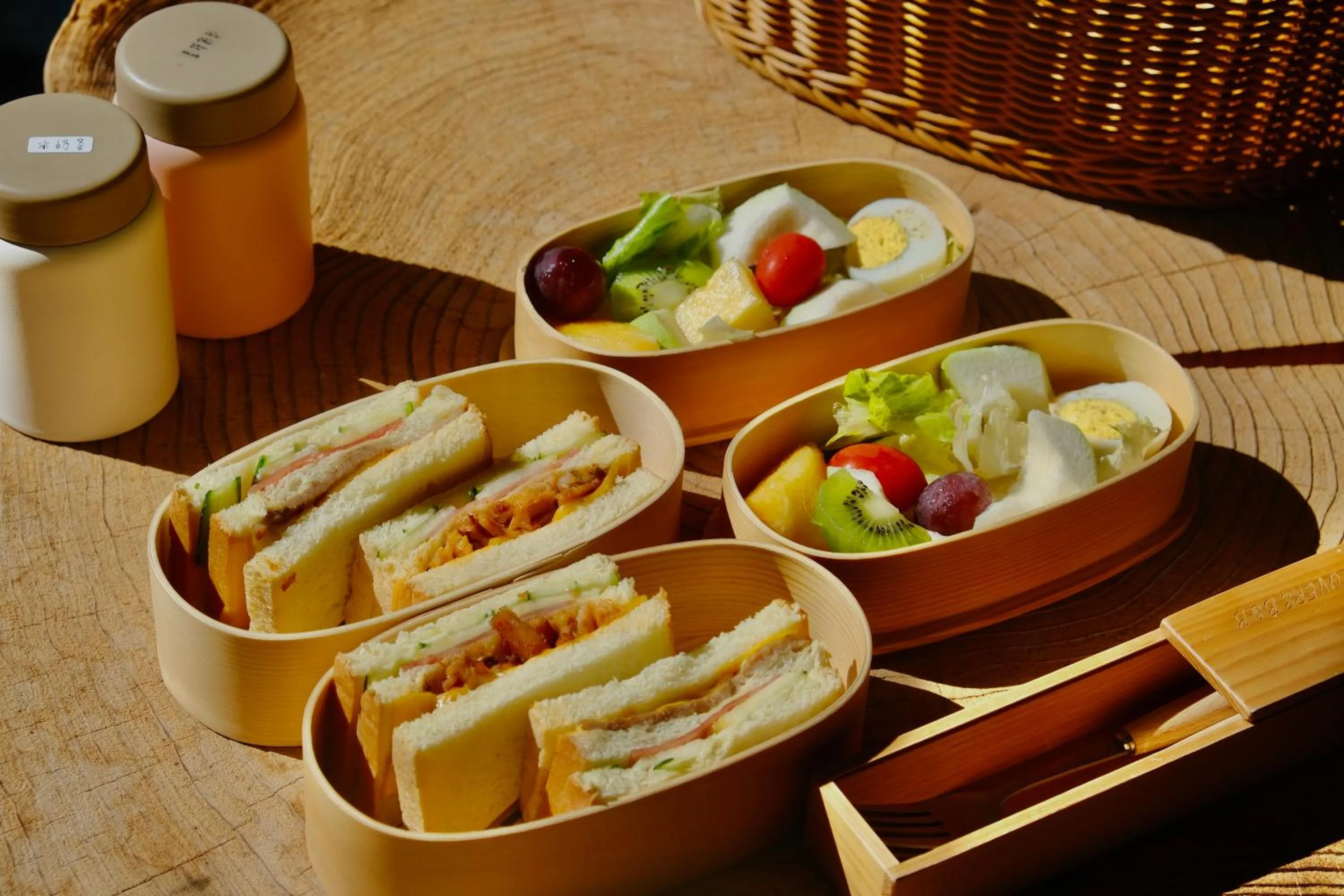 Food and drinks in 愛黏在一起設計師民宿 Lovers BNB