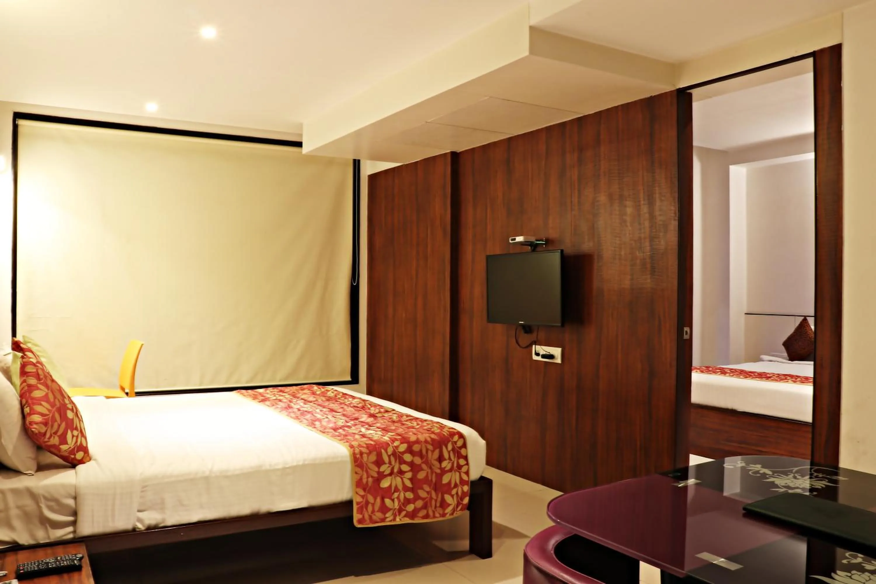 Living room, Bed in The Temple View Hotel