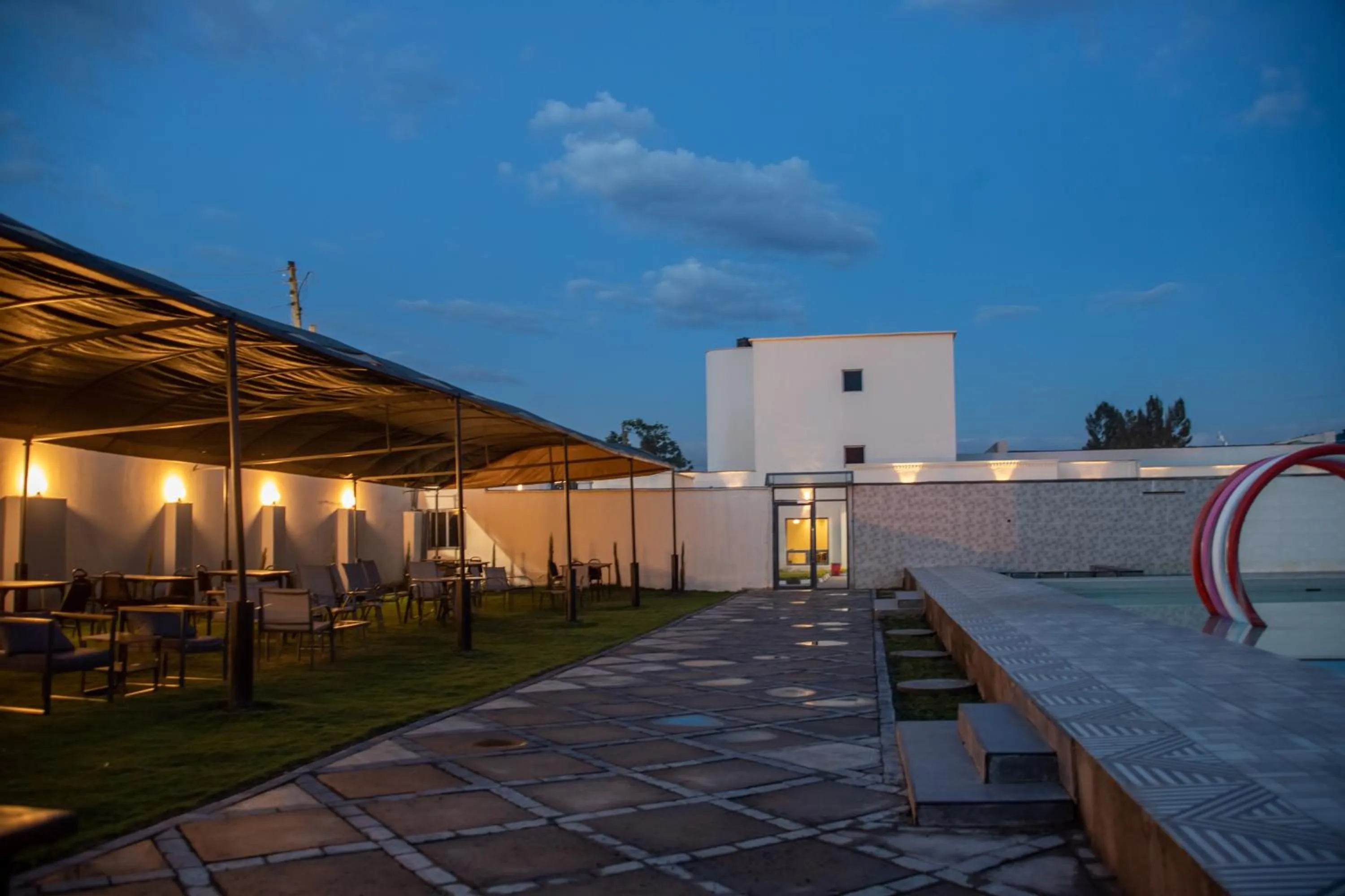 Property building in Ivory Park Hotel - Safari Waterworld