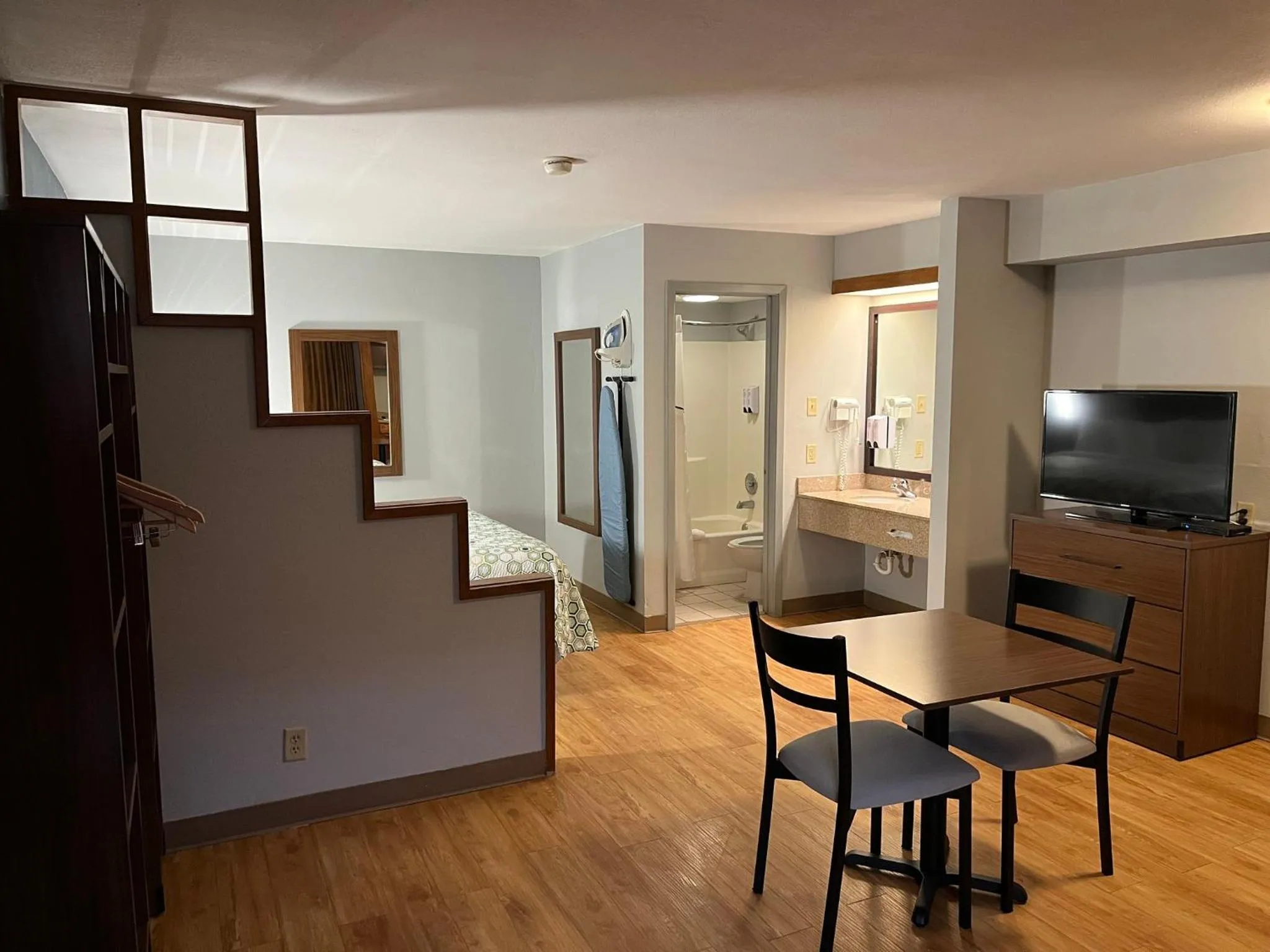 Bedroom in HomeTowne Studios by Red Roof Amarillo West