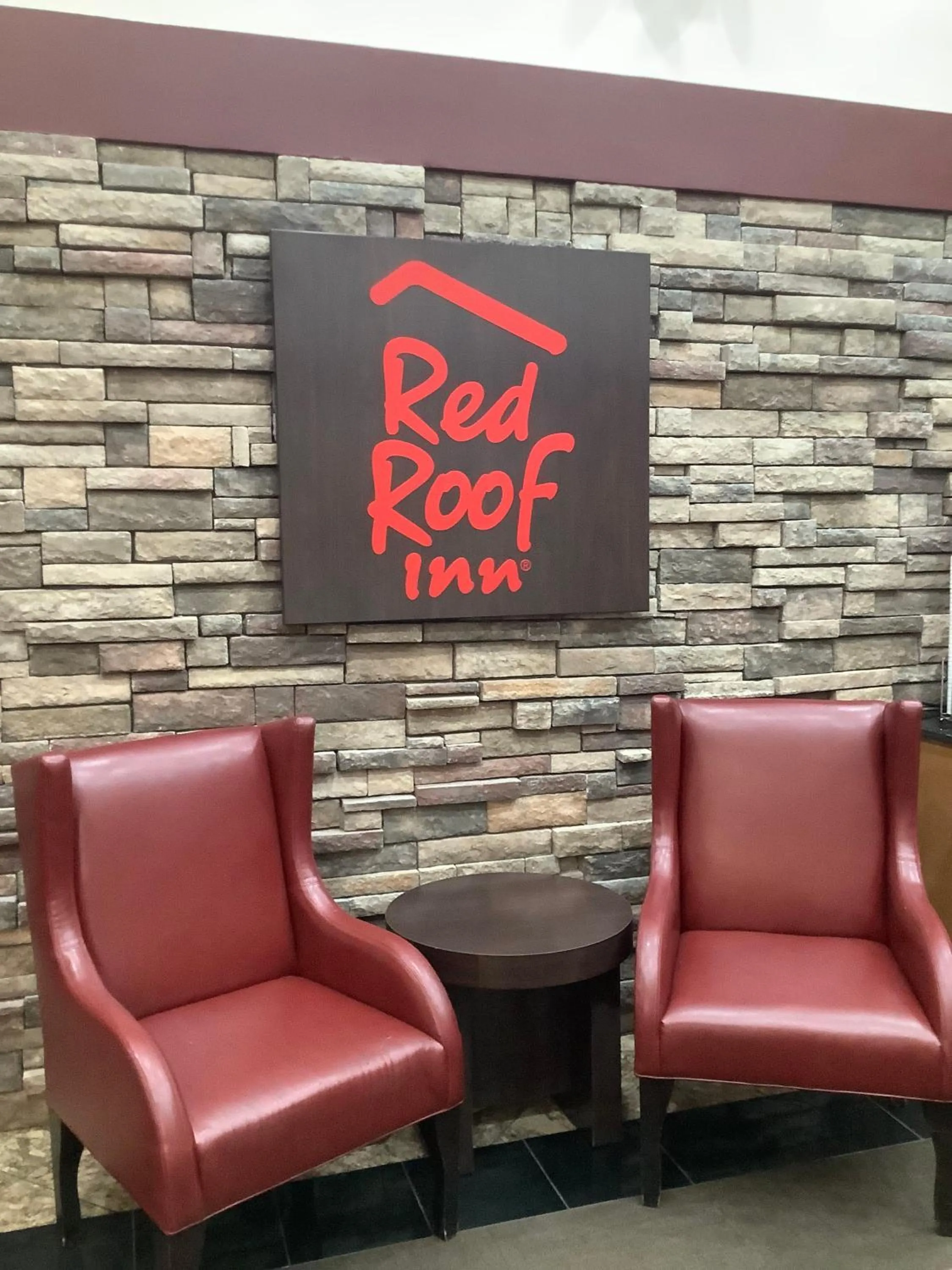 Lobby or reception in HomeTowne Studios by Red Roof Amarillo West