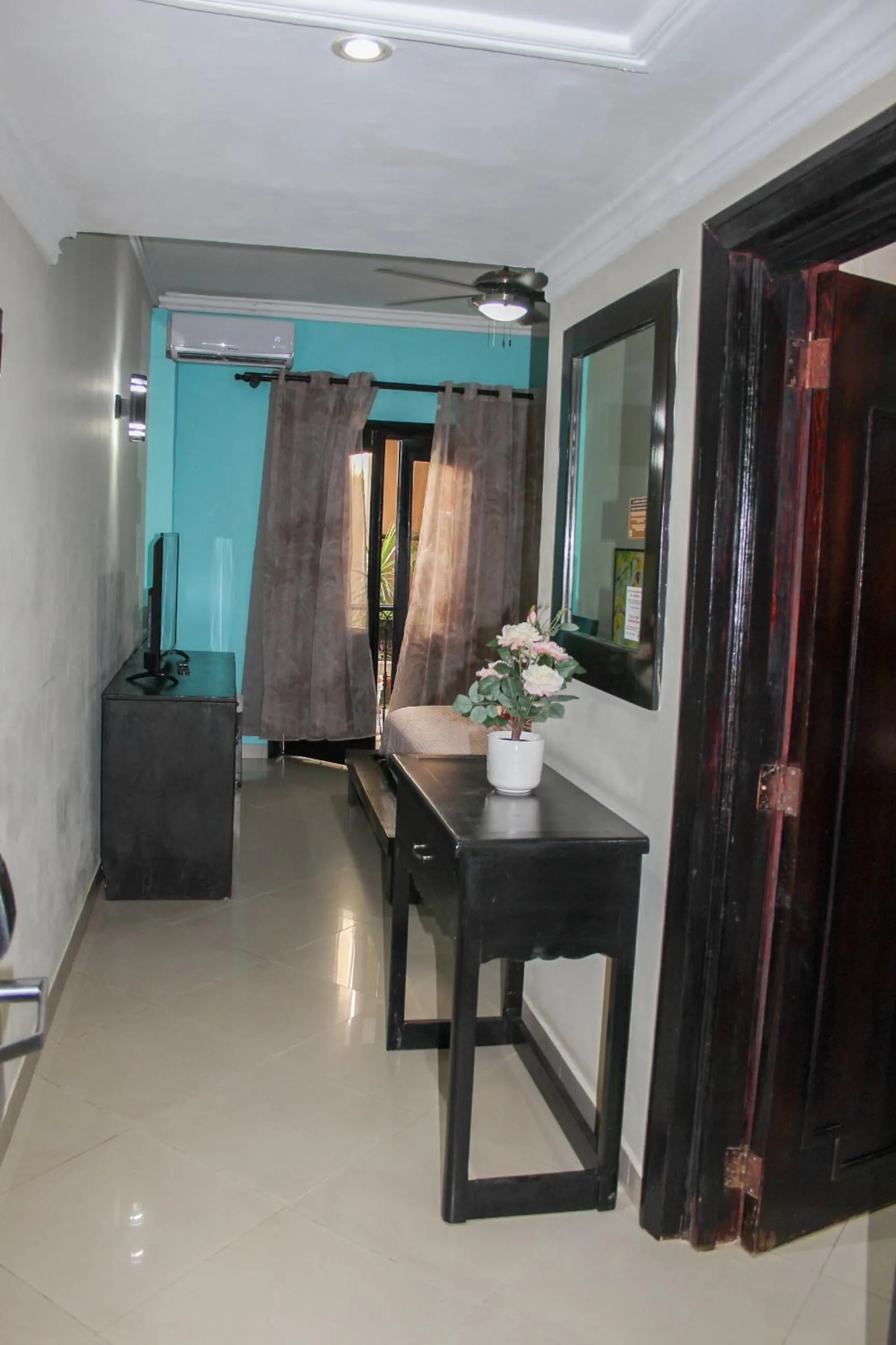 Seating area, Bed in Hotel Plaza Brisas