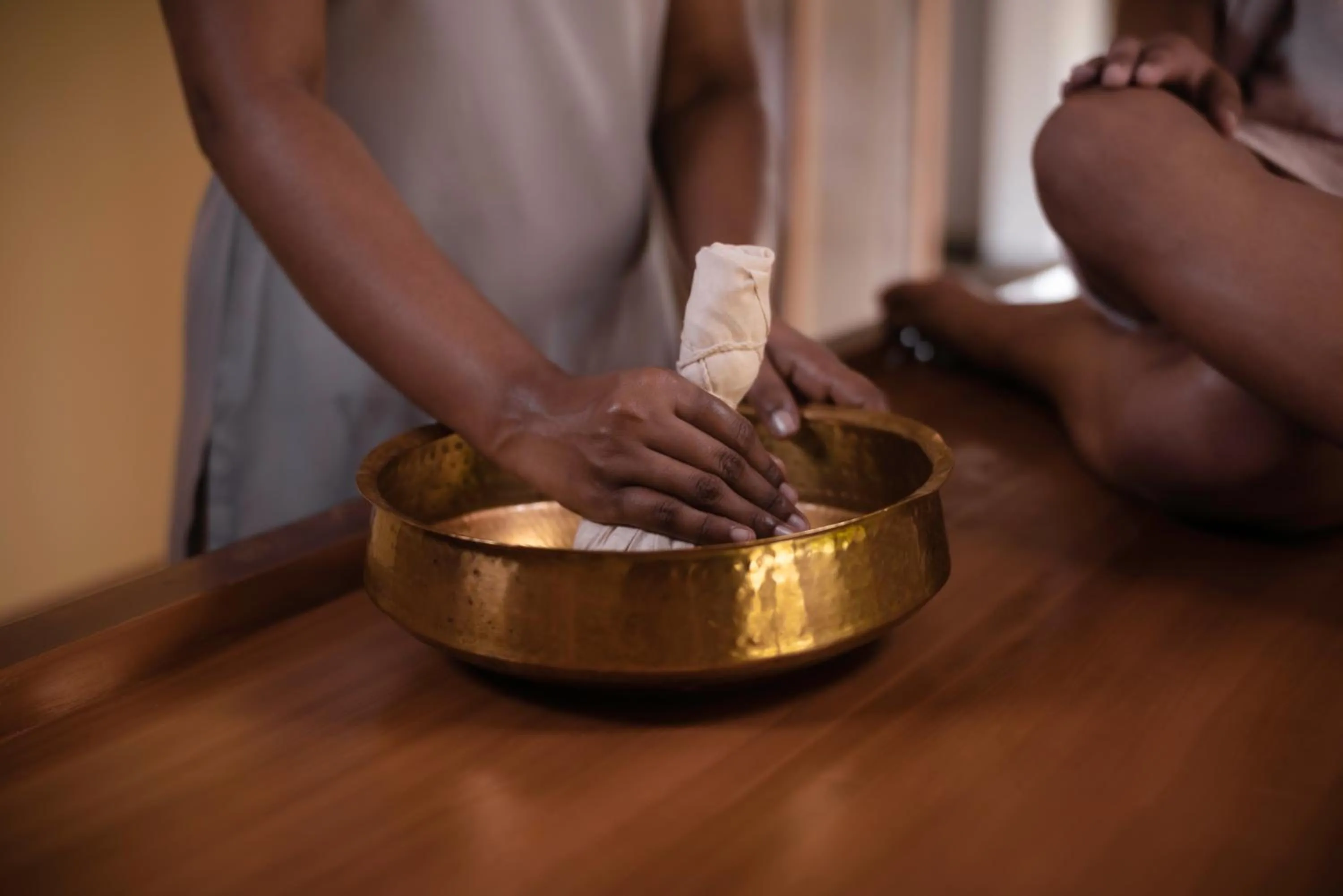 Massage in Neeleshwar Hermitage