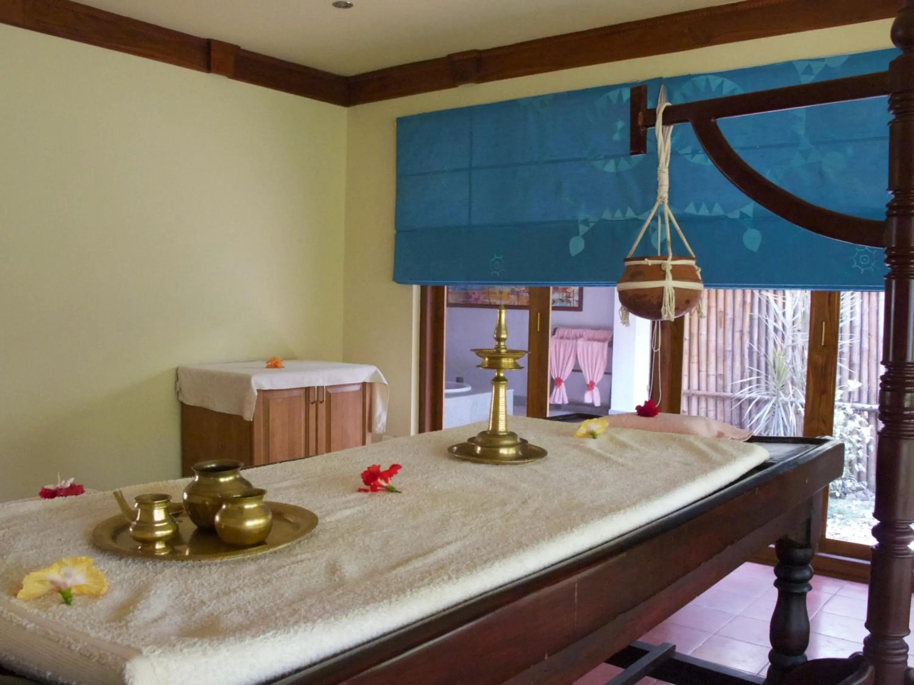 Spa and wellness centre/facilities, Bed in Neeleshwar Hermitage Spa and wellness centre/facilities, Bed in Neeleshwar Hermitage
