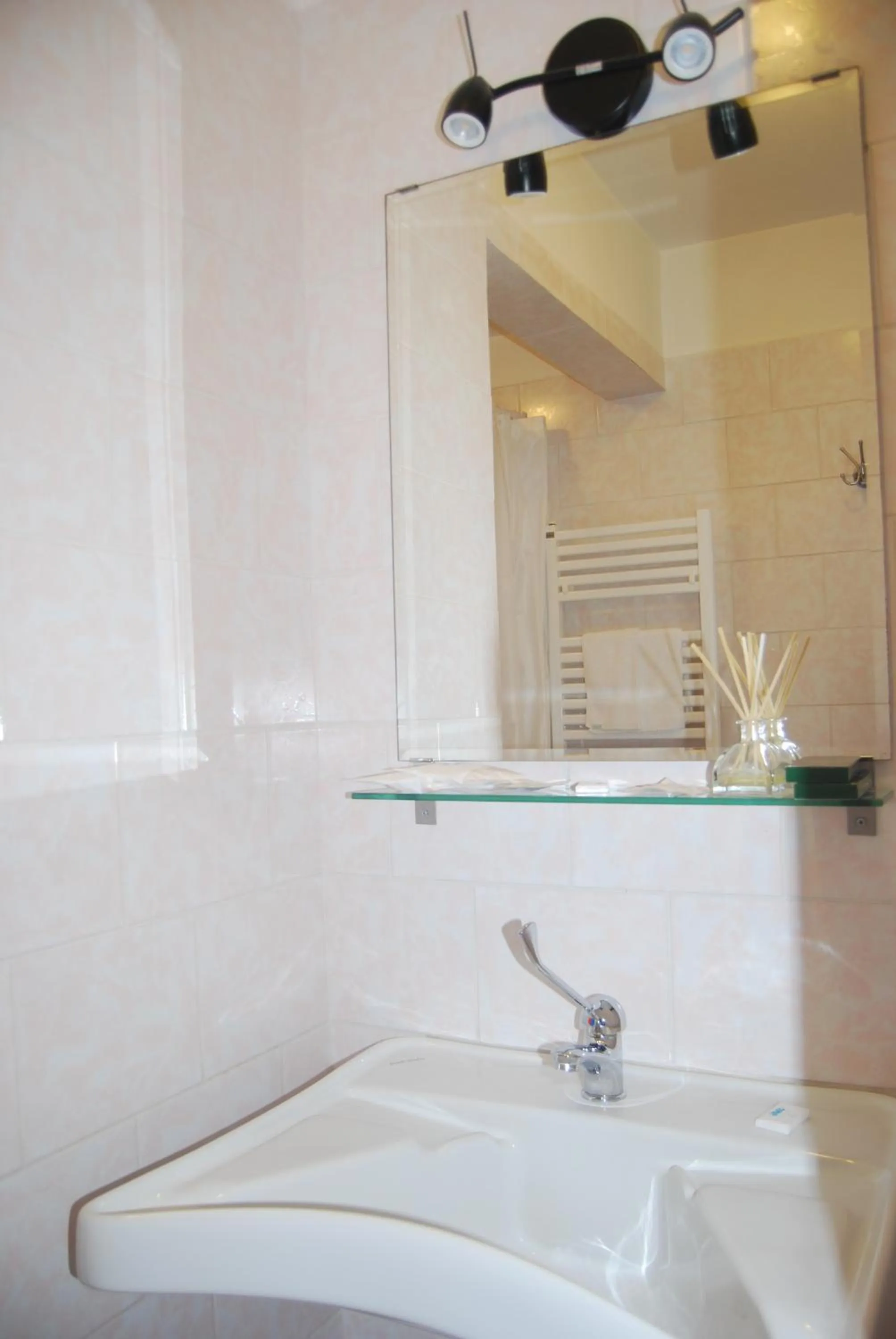 Bathroom in Hotel Dalmazia