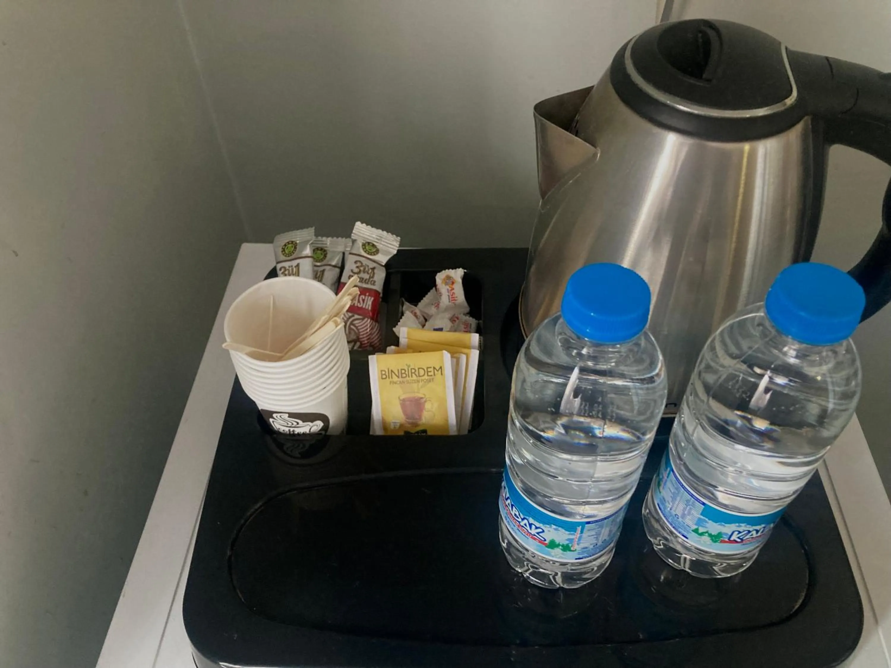 Coffee/tea facilities in Last Point Süit Apart