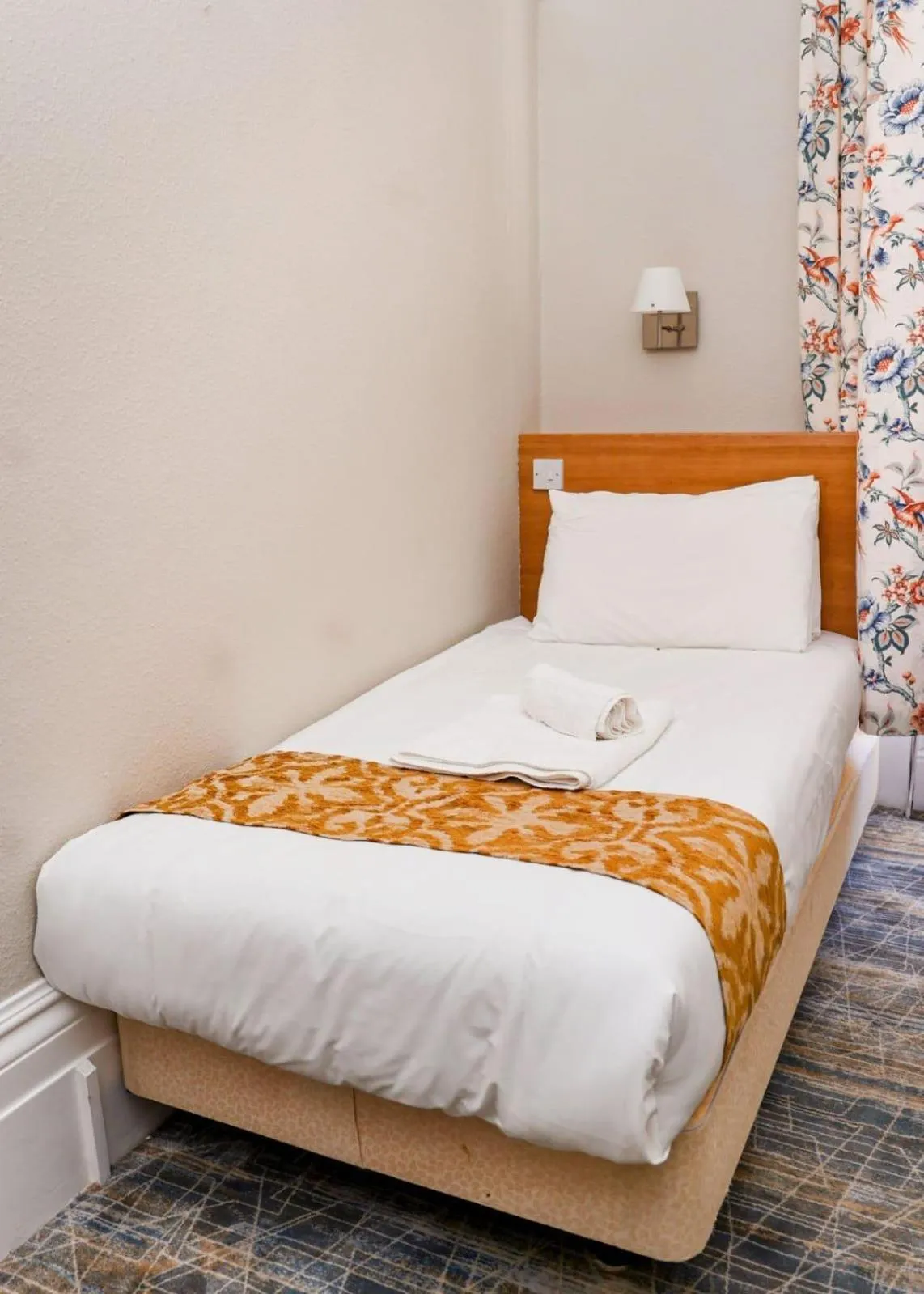 Bedroom, Bed in New Wilmington Hotel