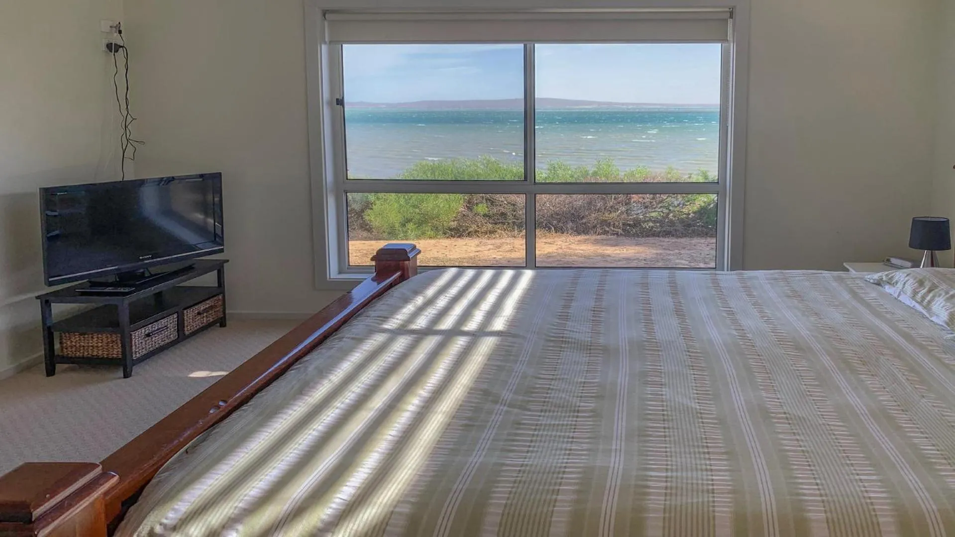 Other, Bed in The Beach House - Spectacular Location - Privacy - Right On The Beach