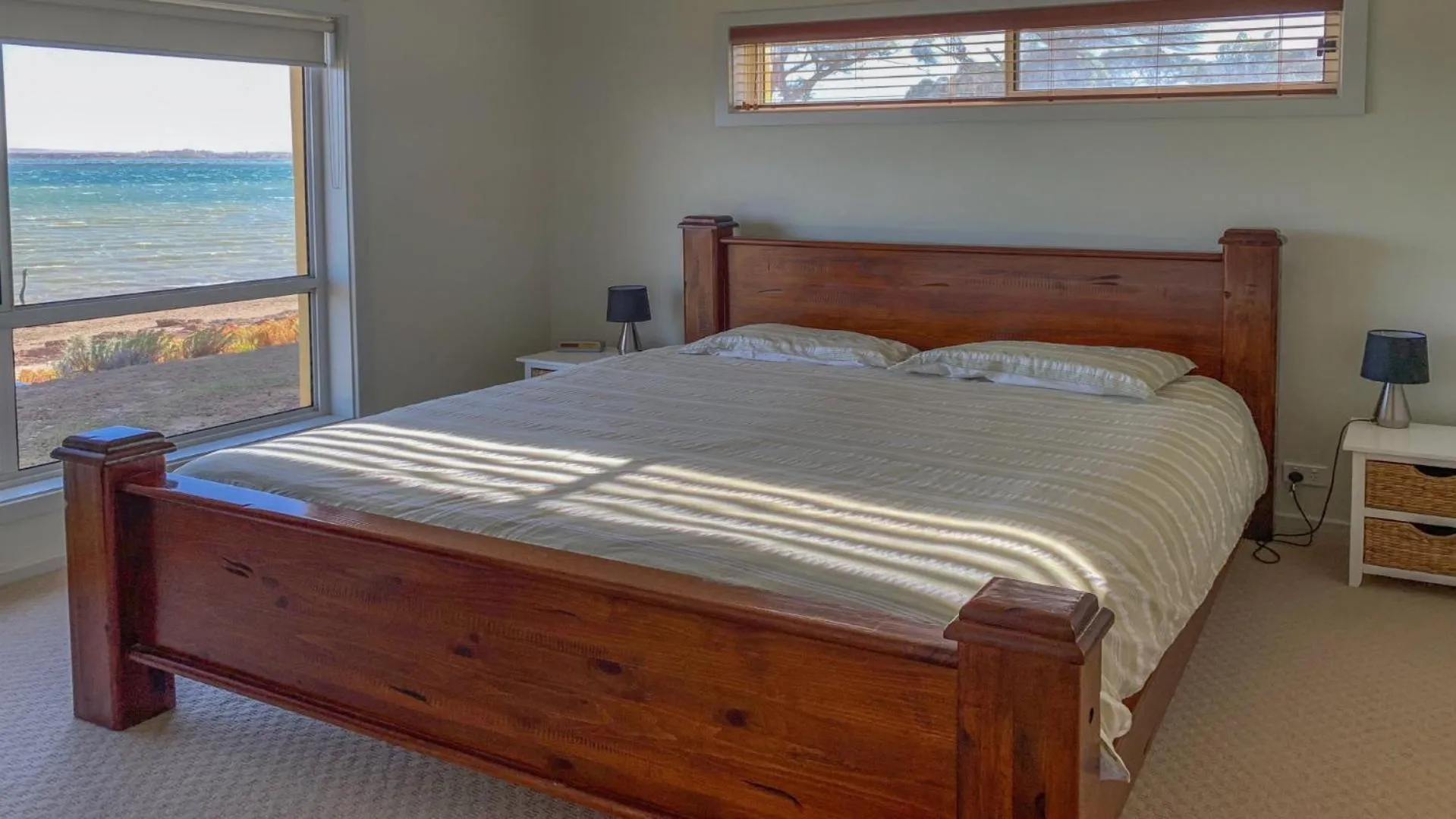 Other, Bed in The Beach House - Spectacular Location - Privacy - Right On The Beach