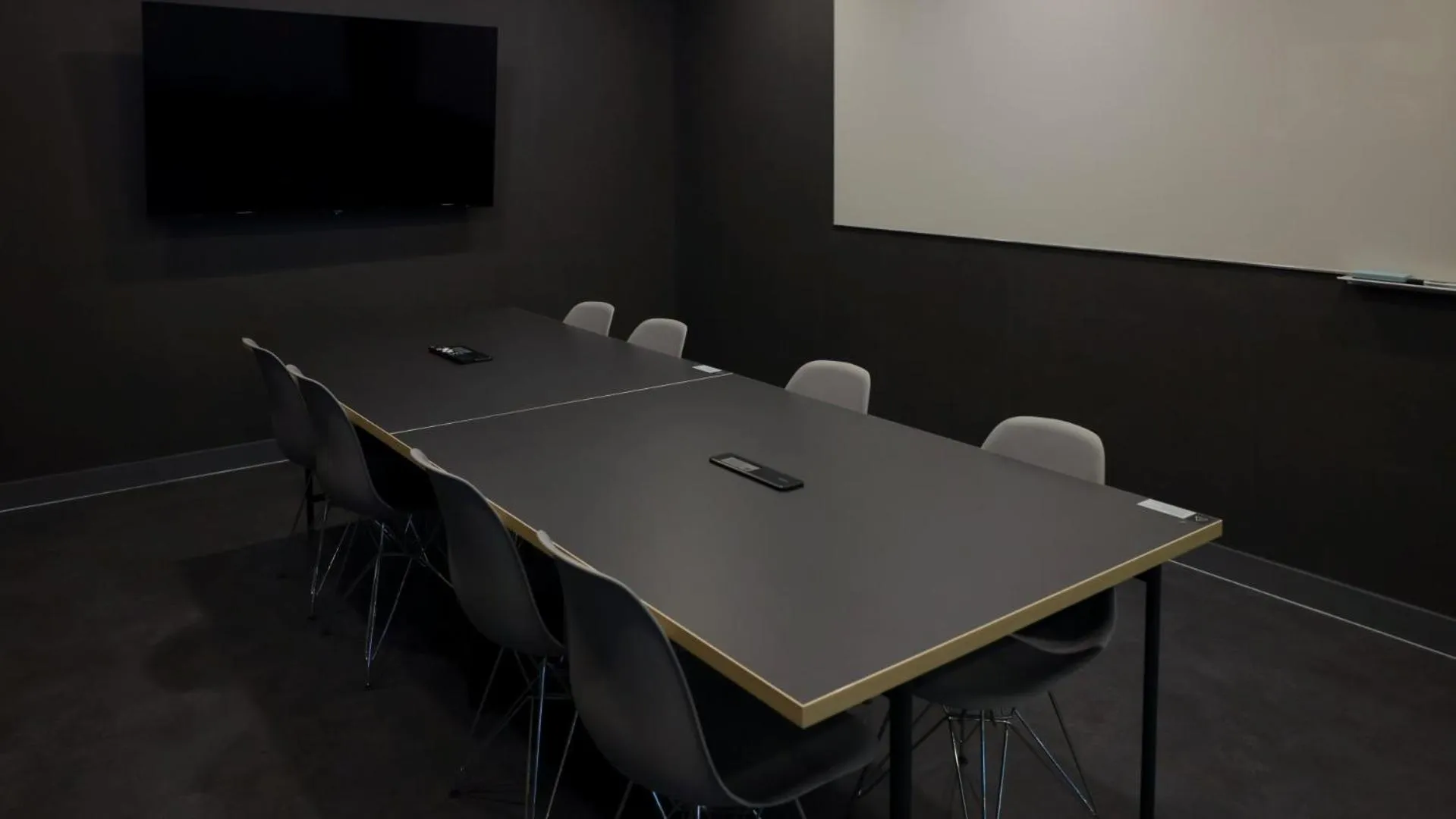 Meeting/conference room in Workers Hotel Daejeon by Aank
