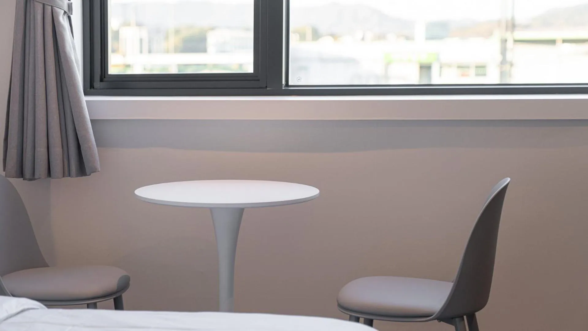 Seating area, Bed in Workers Hotel Daejeon by Aank