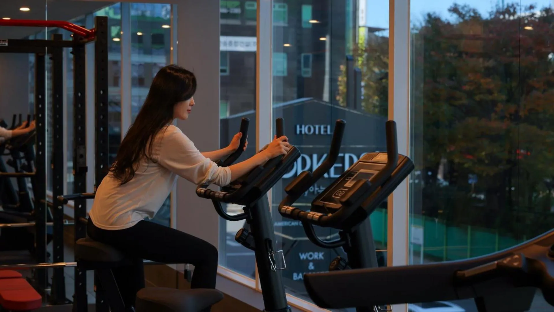 Workers Hotel Daejeon by Aank