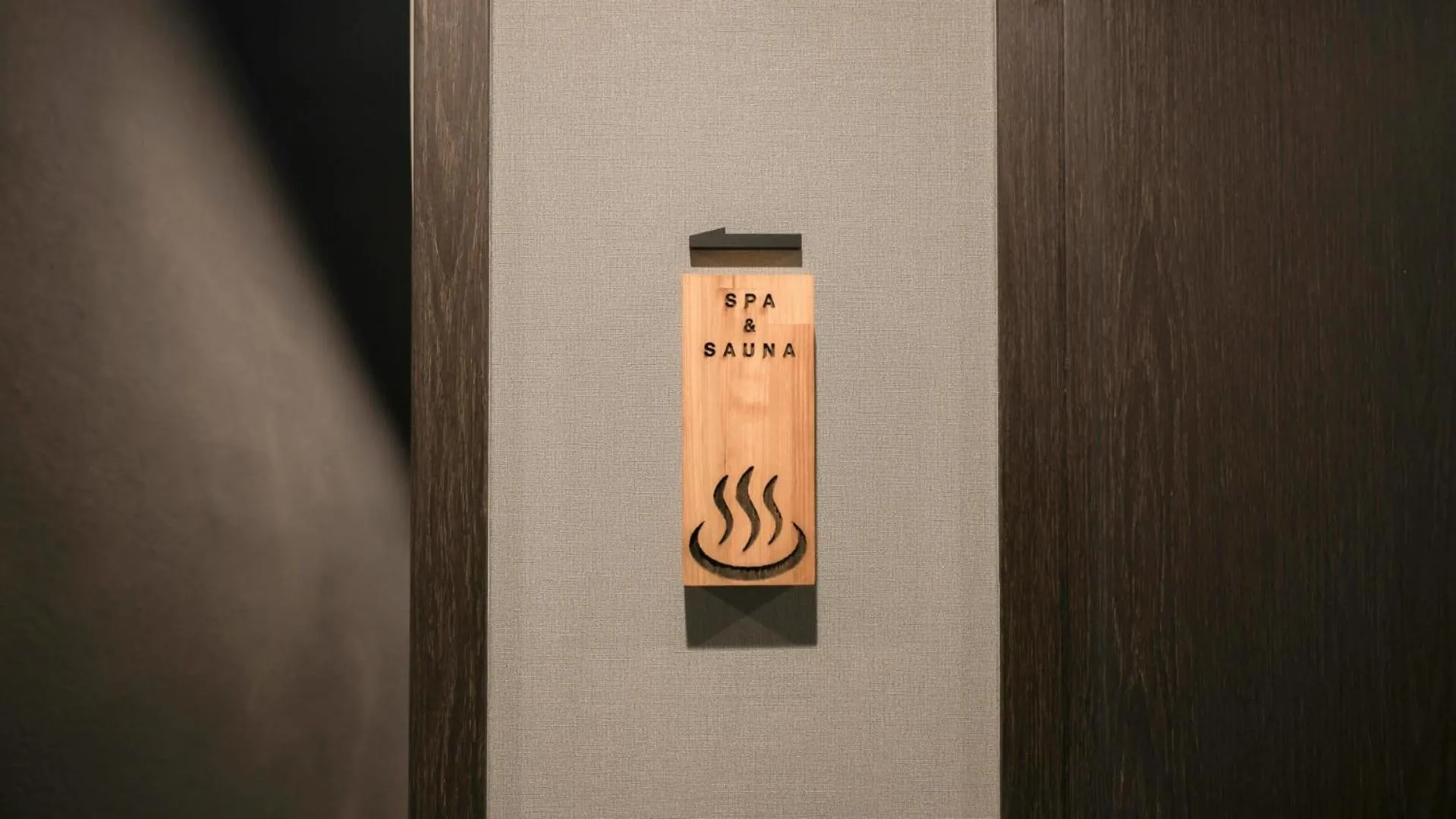 Lobby or reception in Workers Hotel Daejeon by Aank