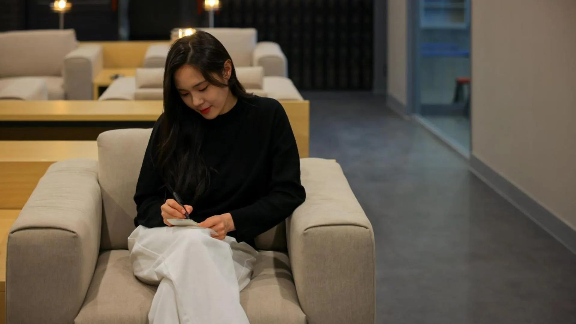 Communal lounge/ TV room in Workers Hotel Daejeon by Aank