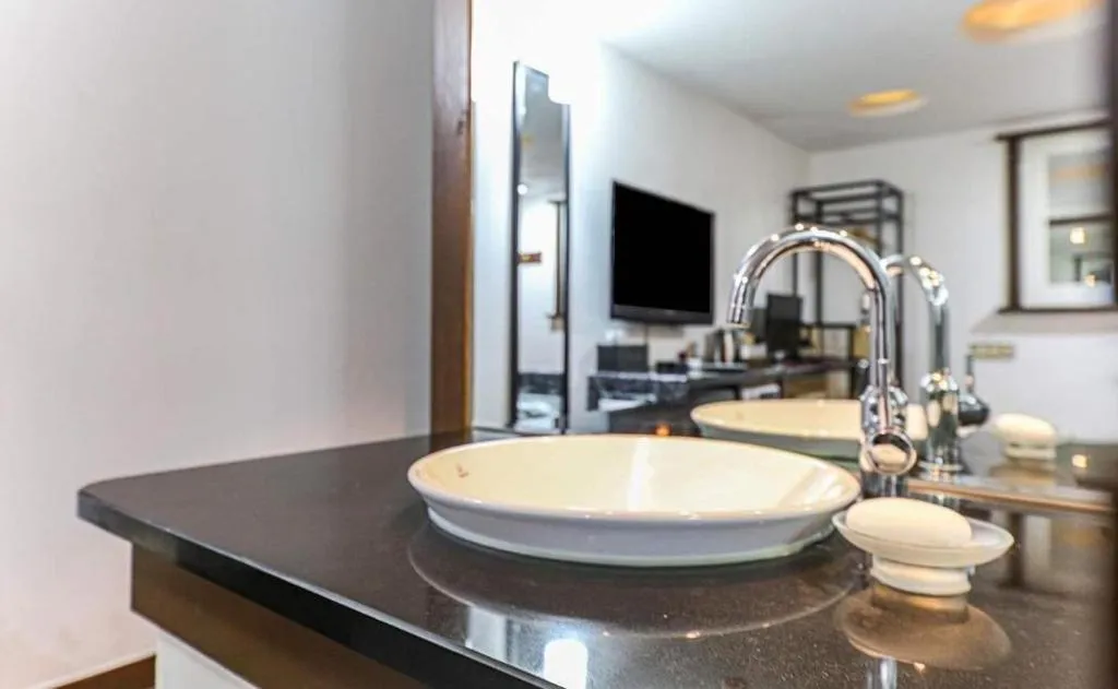 Cheonan Business Hotel