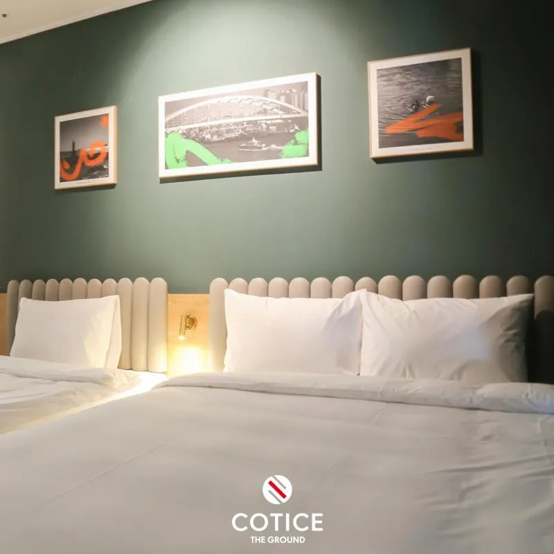 Bed in Busan Nampo Cotice The Ground