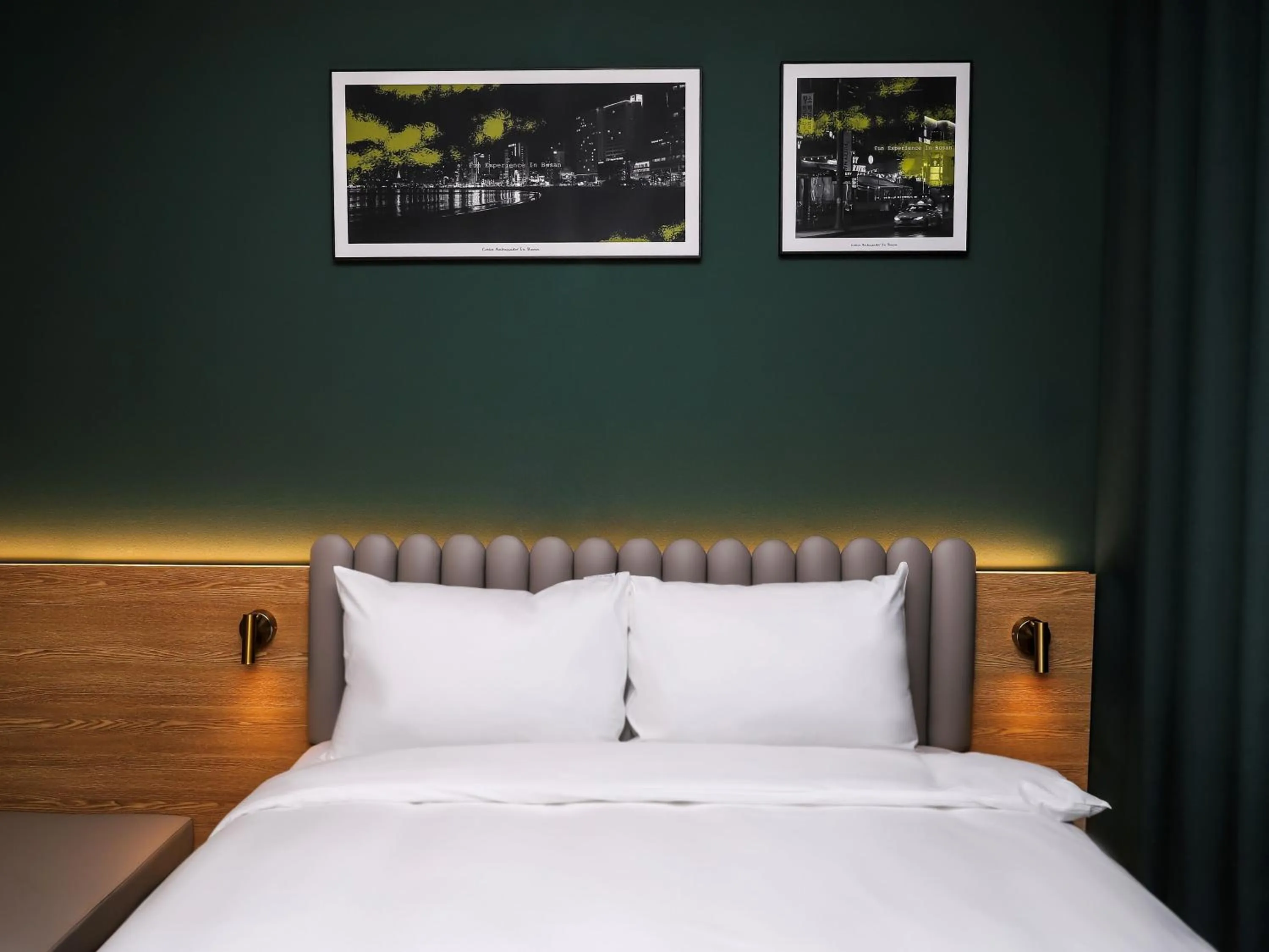 Photo of the whole room, Bed in Busan Nampo Cotice The Ground