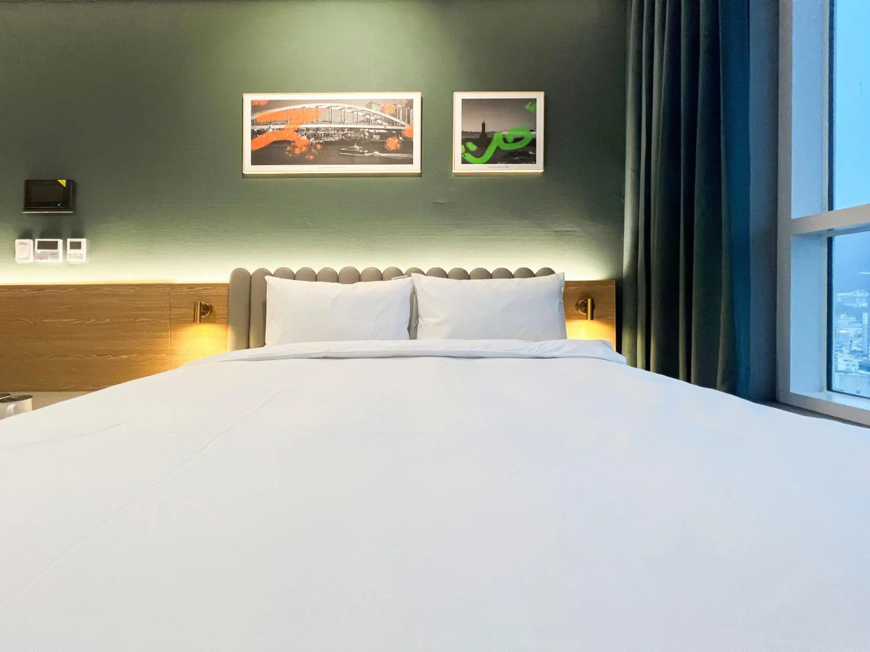 Photo of the whole room, Bed in Busan Nampo Cotice The Ground Photo of the whole room, Bed in Busan Nampo Cotice The Ground