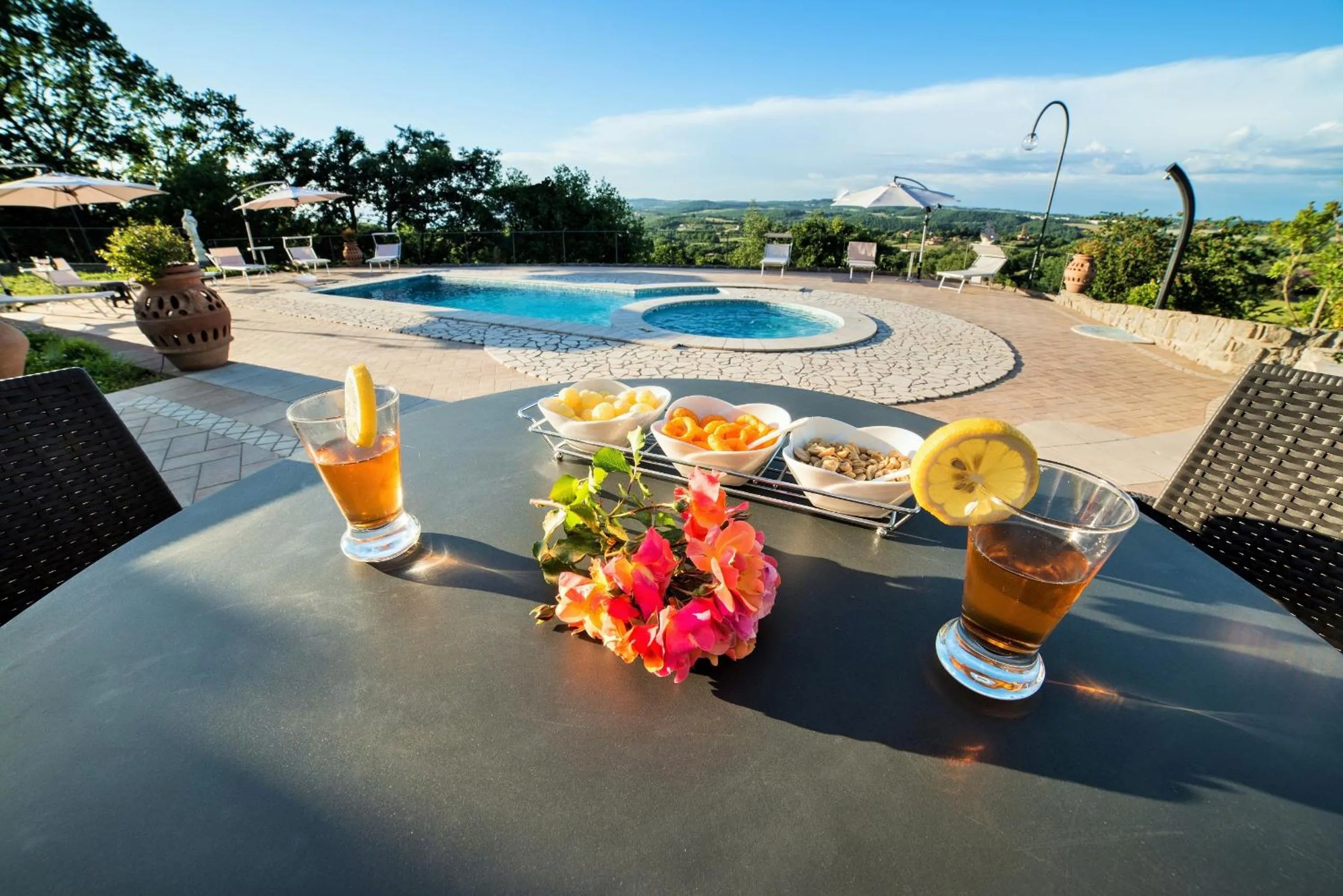 Swimming pool in I Gigli del Belvedere