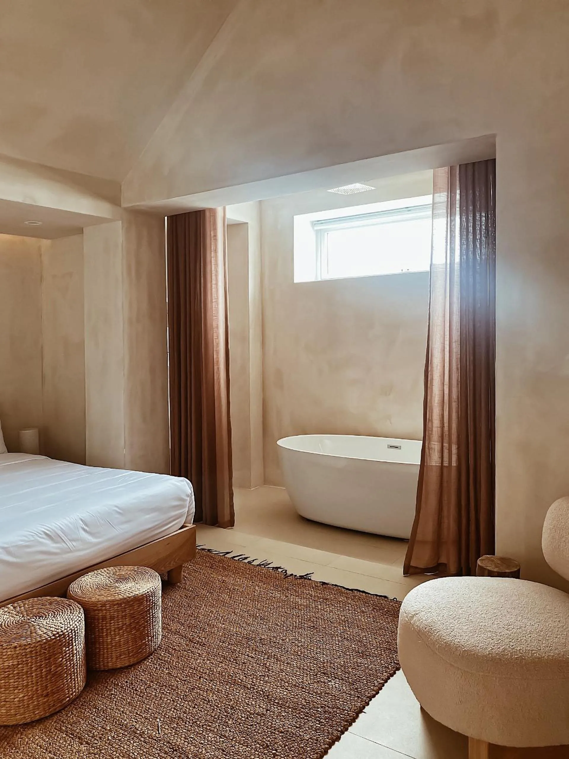 Bathroom, Bed in AMBERGRIS
