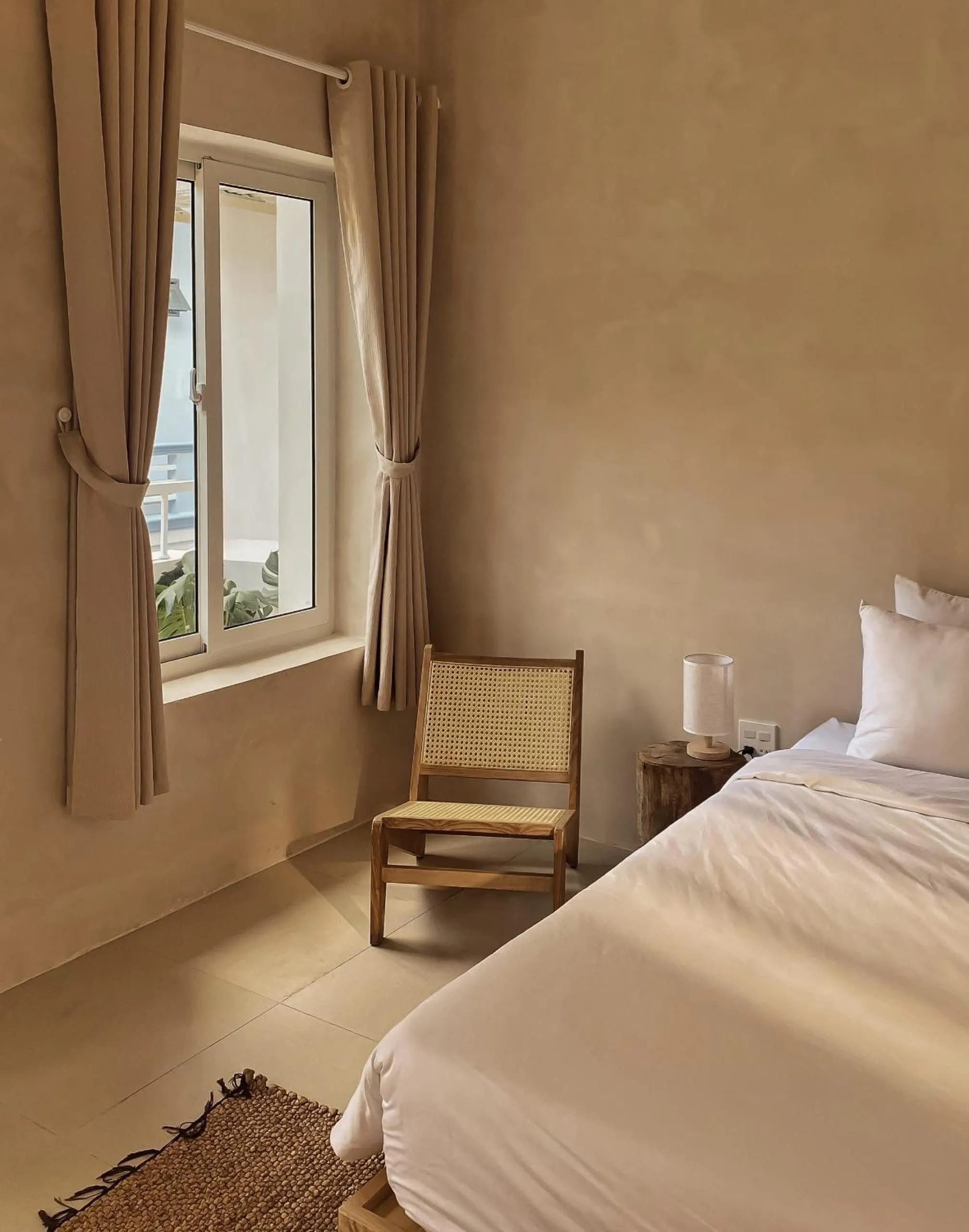 Bed in AMBERGRIS