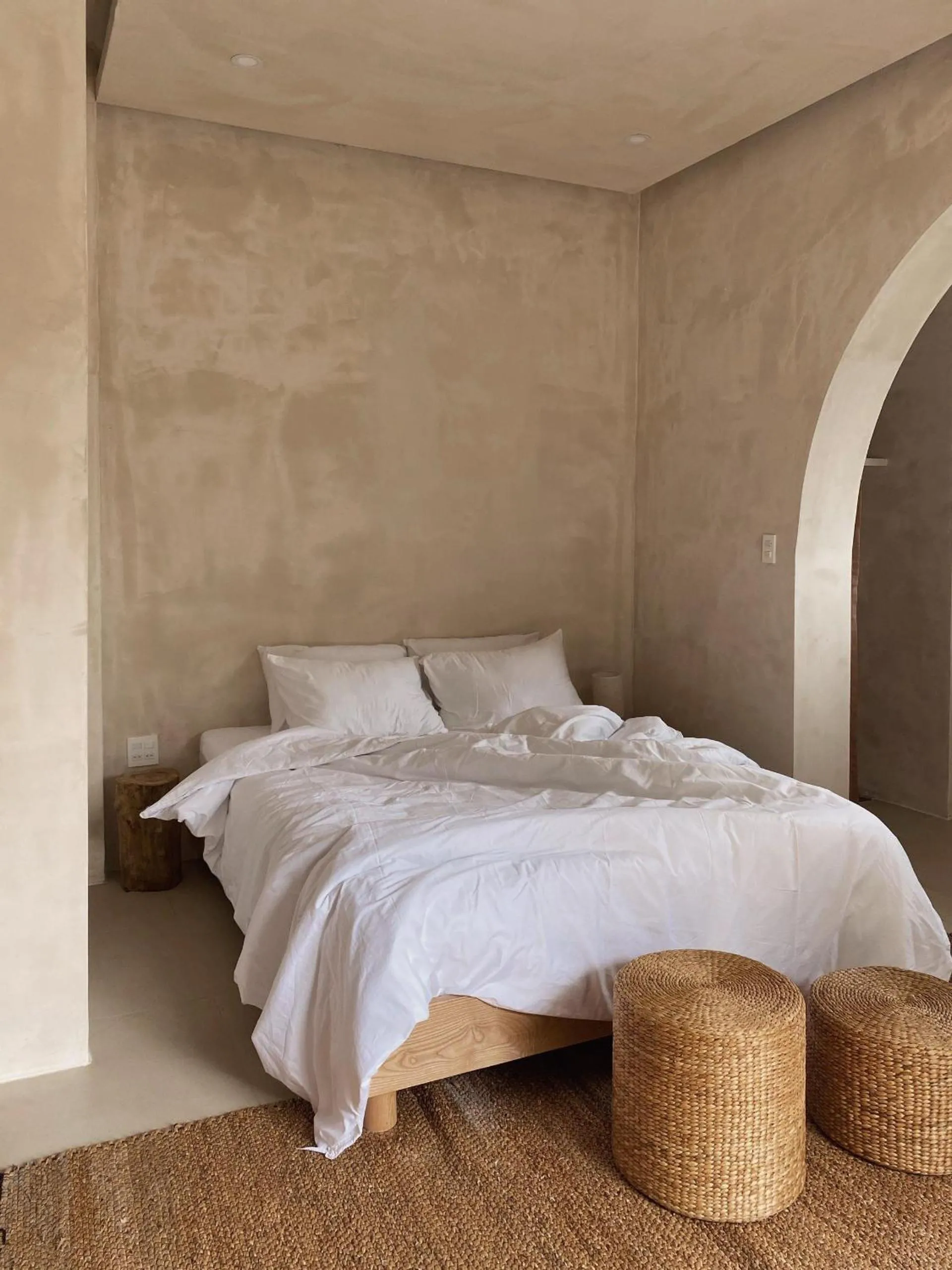 Bed in AMBERGRIS