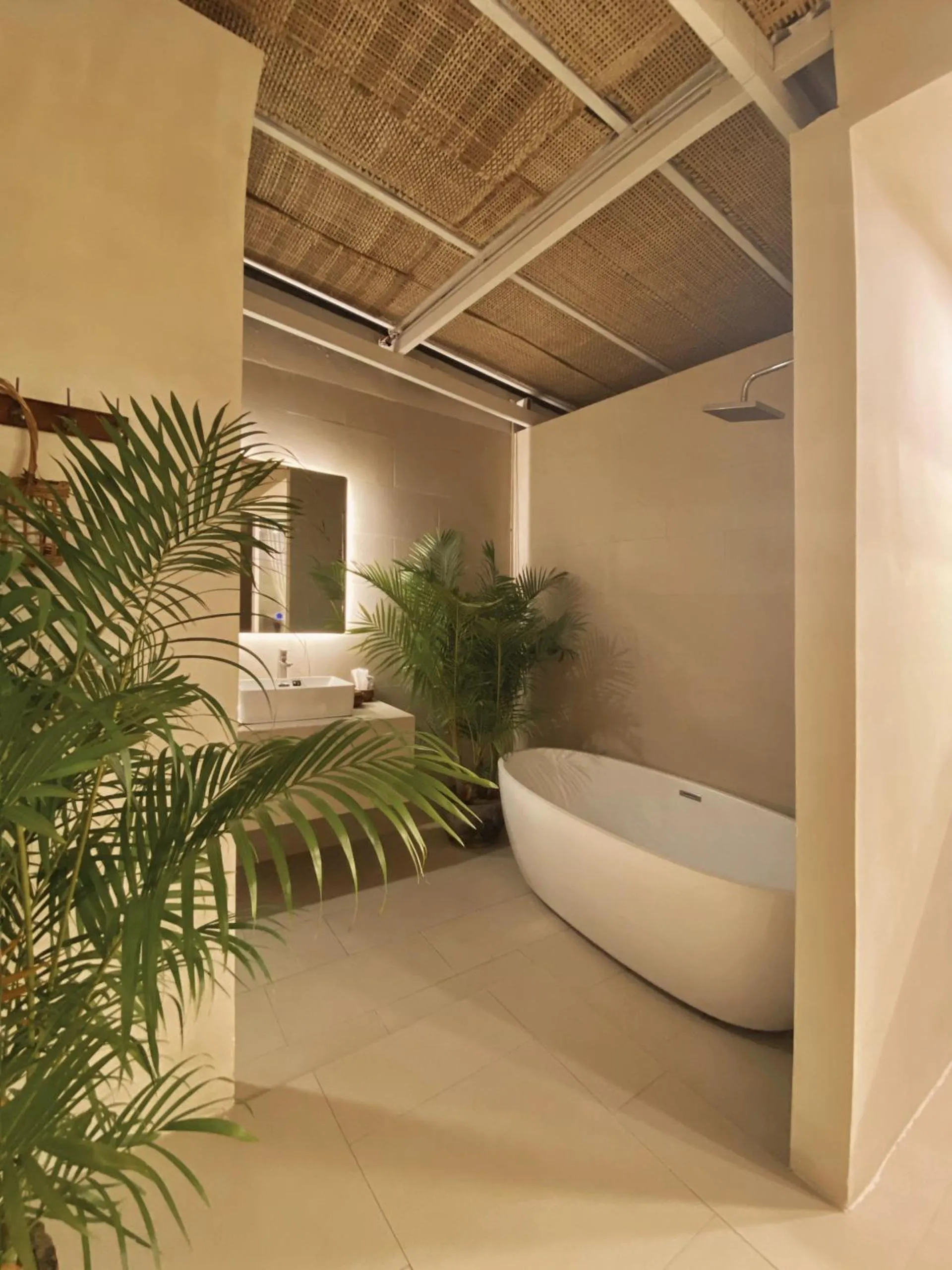 Bathroom in AMBERGRIS