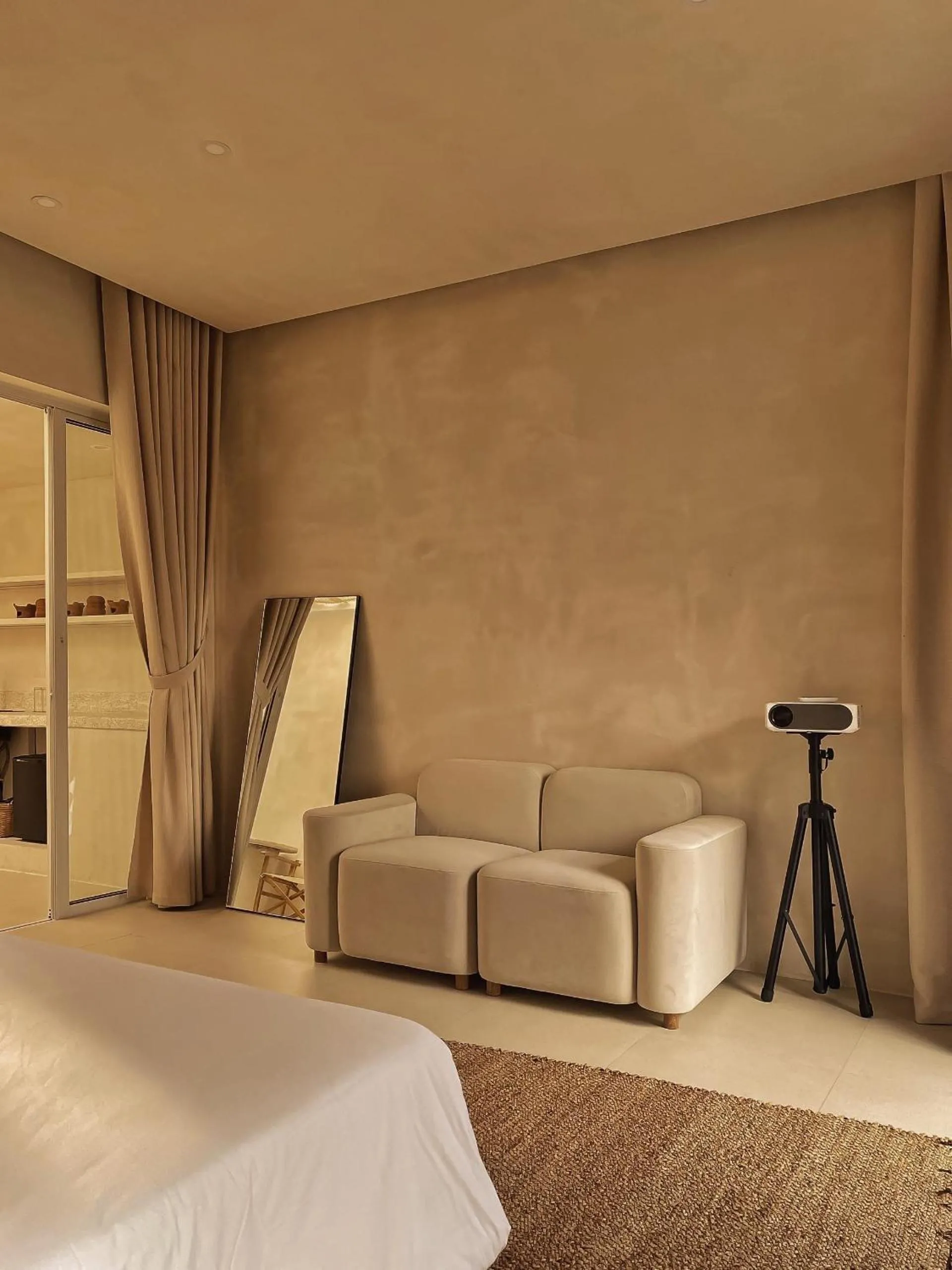Bed in AMBERGRIS