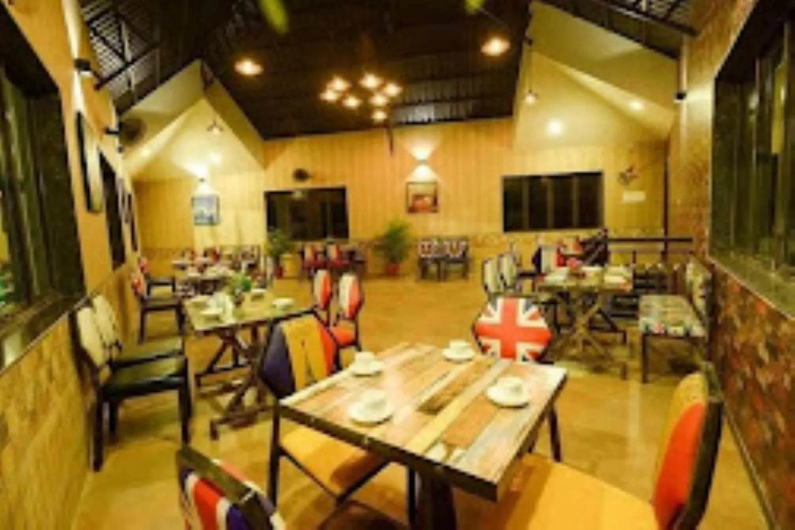 Restaurant/Places to Eat in Shri Vitthal Mangalam ,Satara