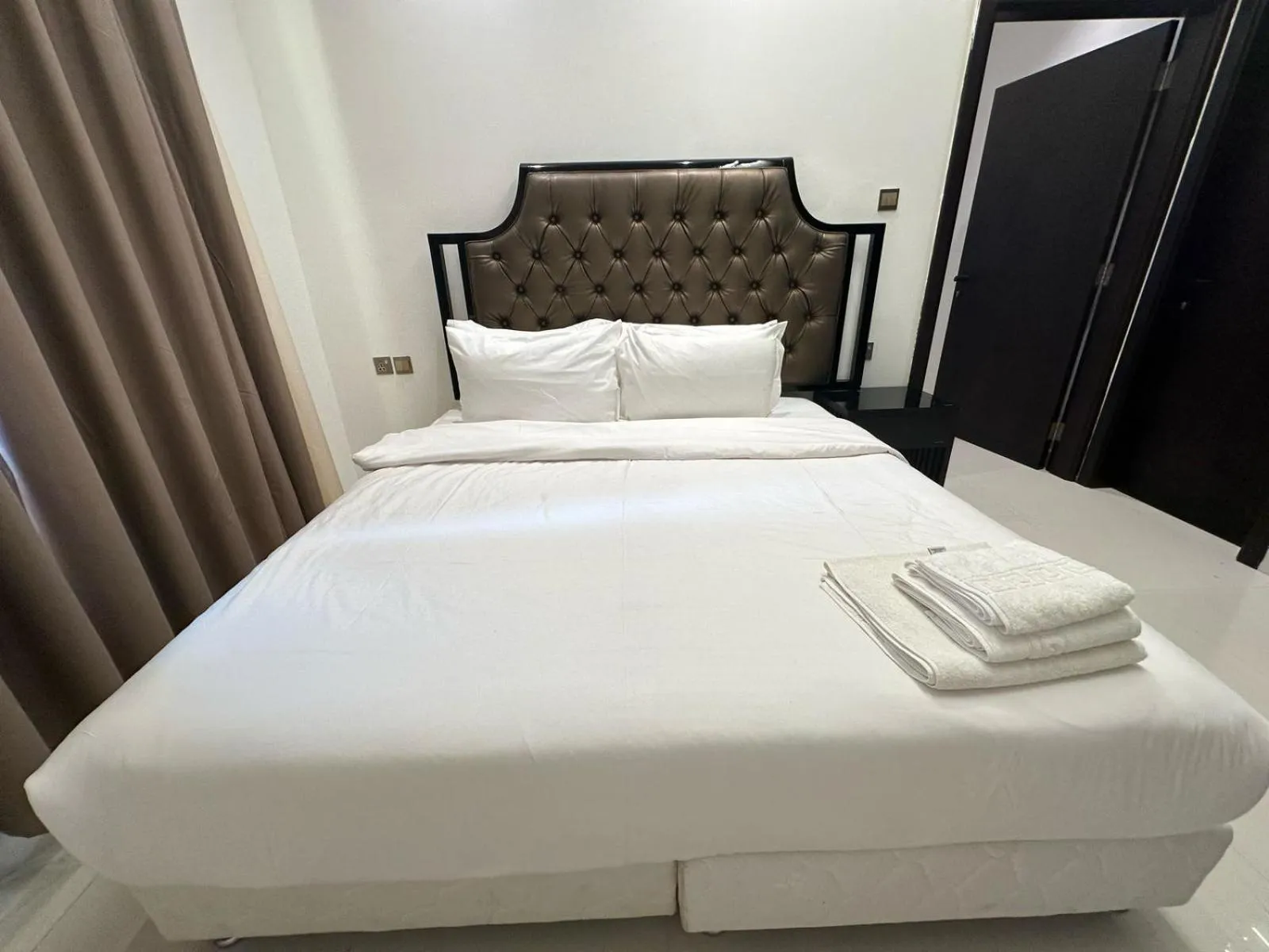 Bed in Dibba Sea View Hotel by AMA Pro