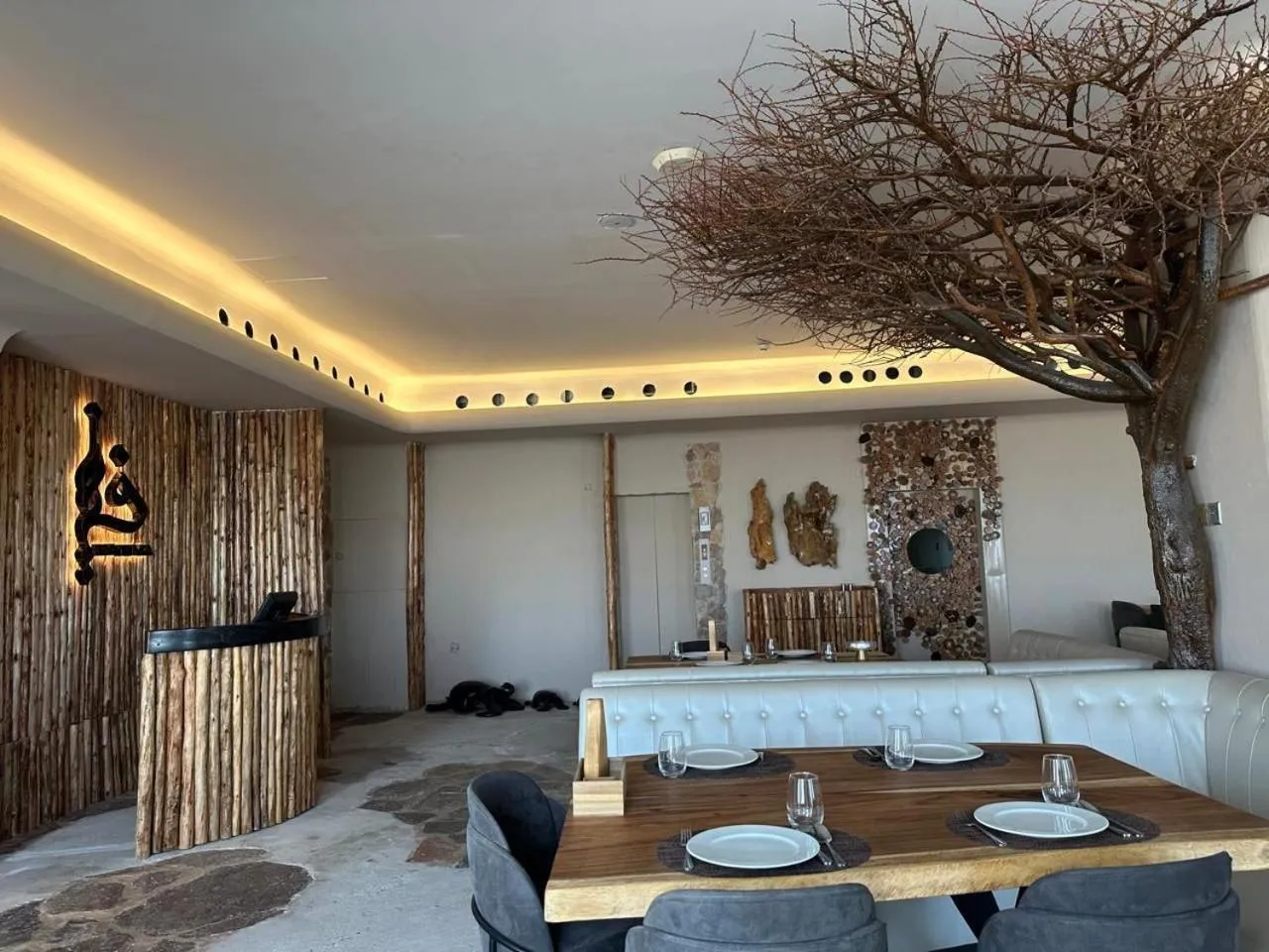 Restaurant/places to eat in Dibba Sea View Hotel by AMA Pro