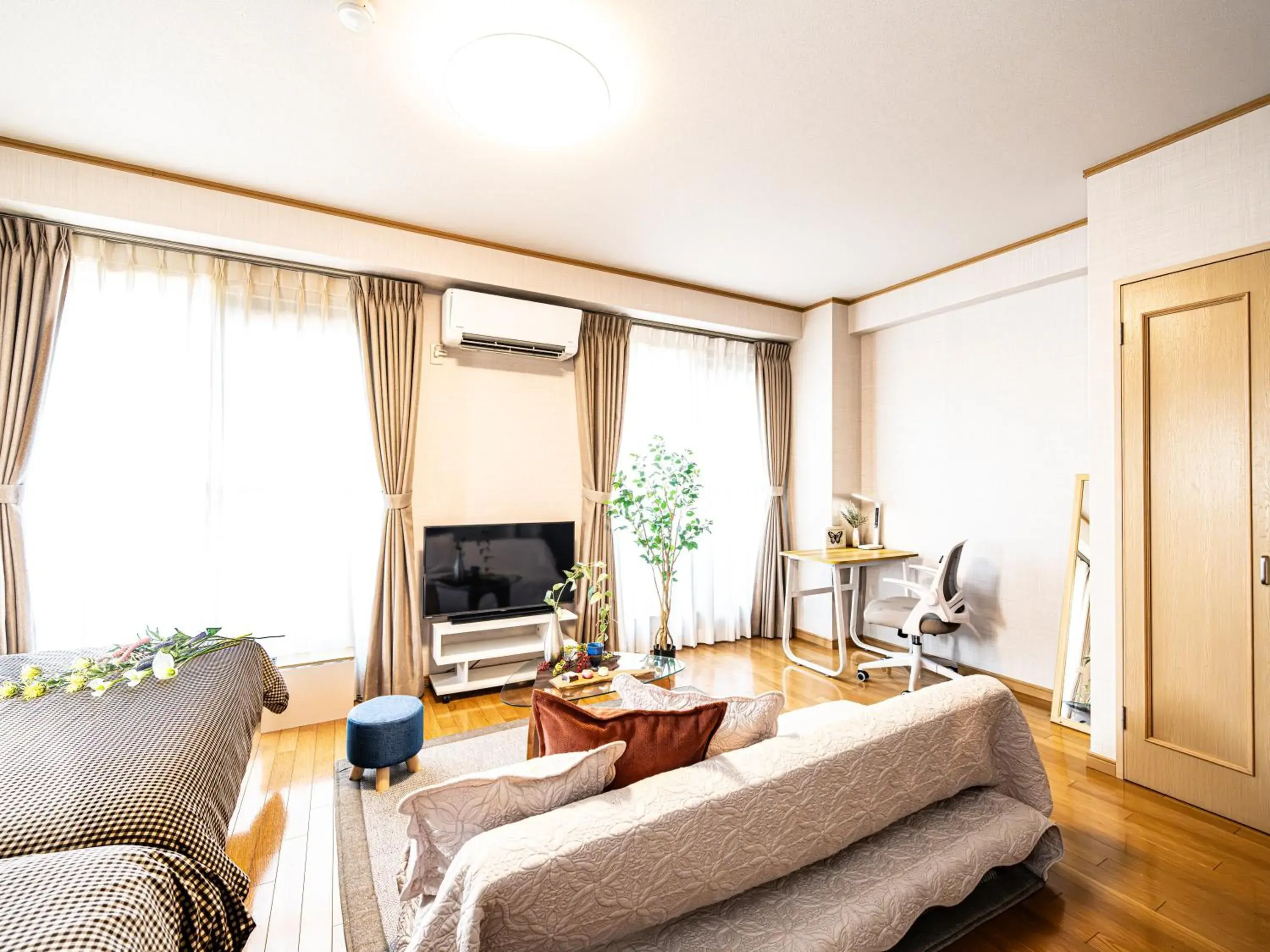 One-Bedroom Suite - single occupancy in The Global West One-Bedroom Suite - single occupancy in The Global West