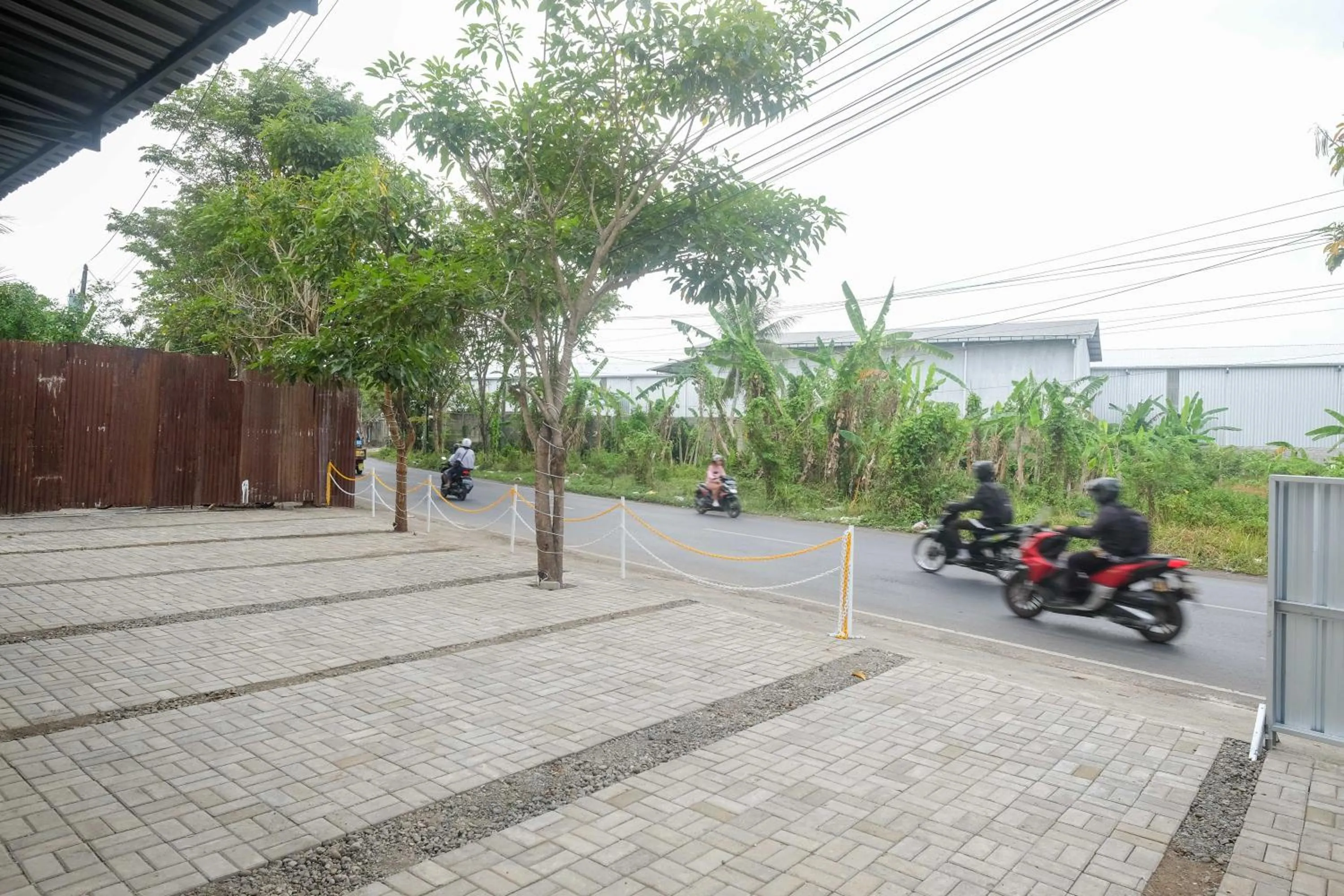 Property building in RedDoorz near Terminal Bus Purwokerto