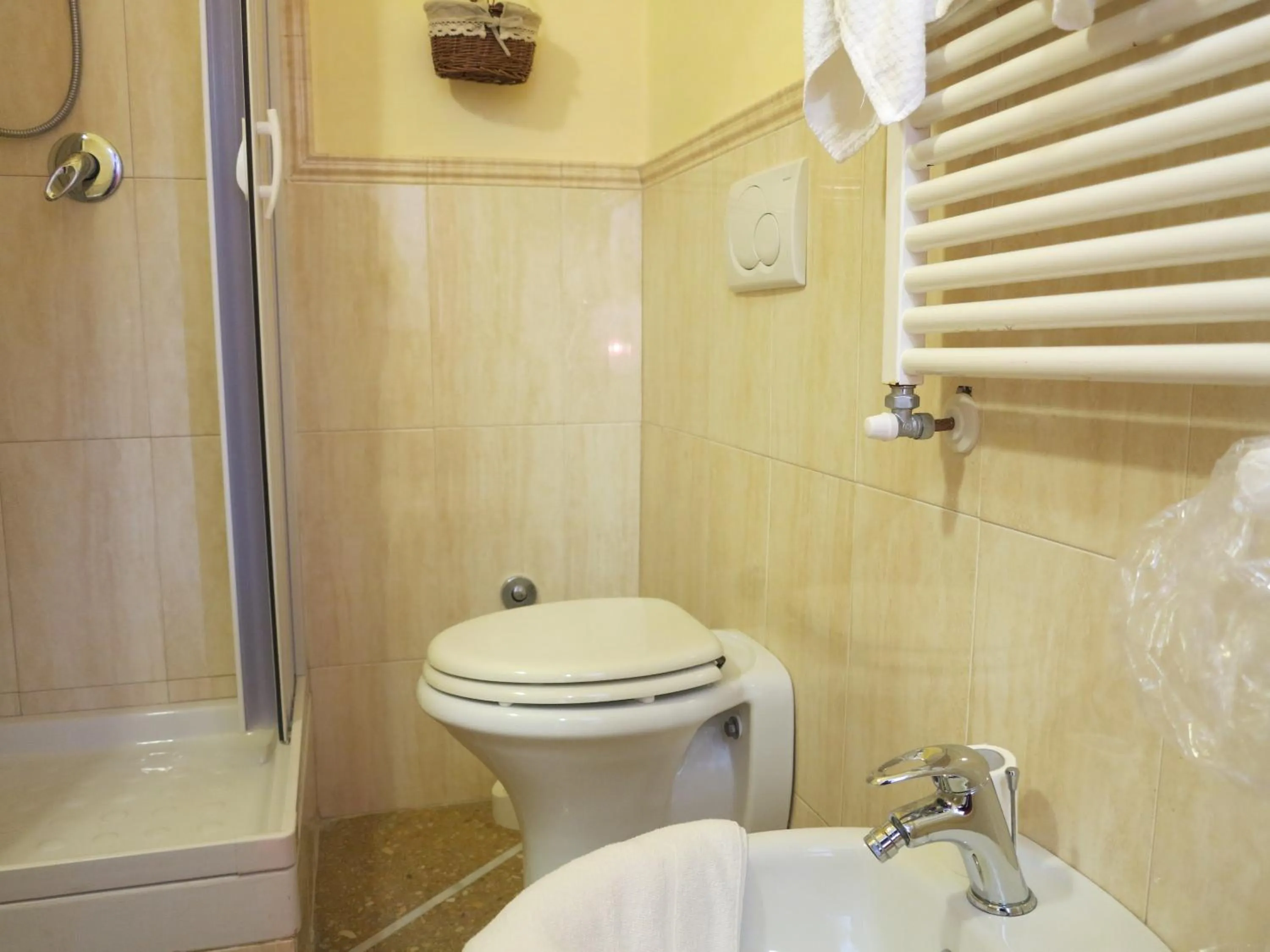 Bathroom in Casamare Hotel