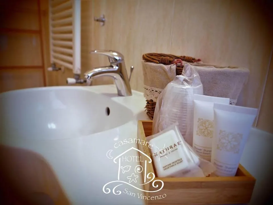 Bathroom in Casamare Hotel