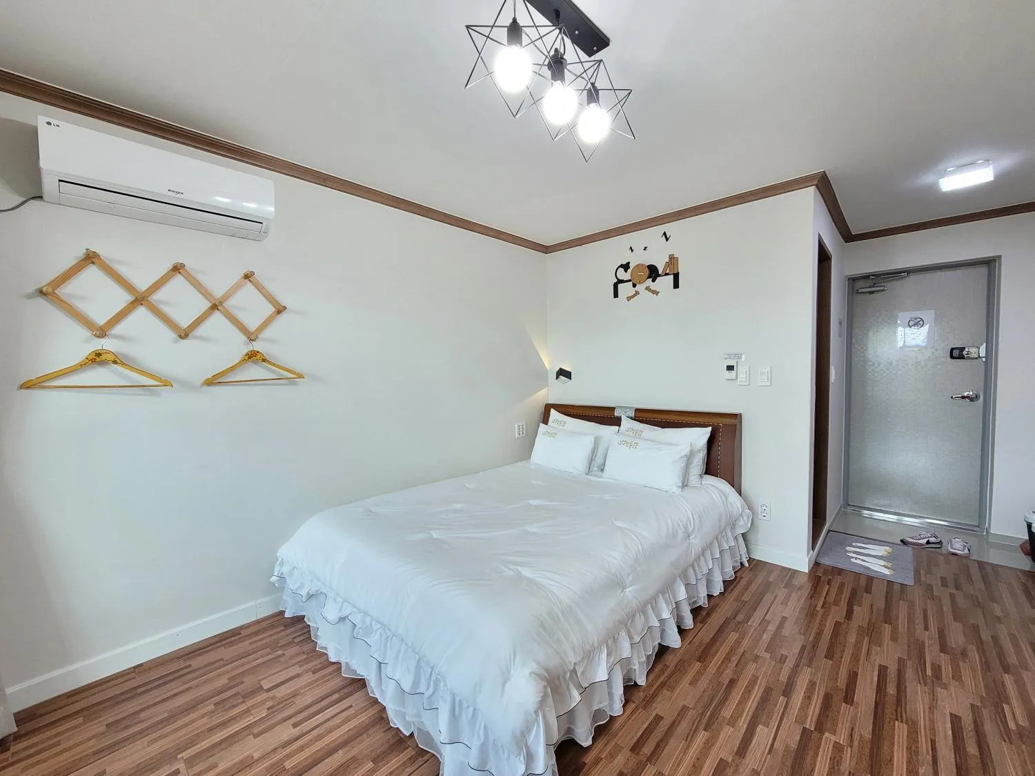 Bed in Starlight drops Pension