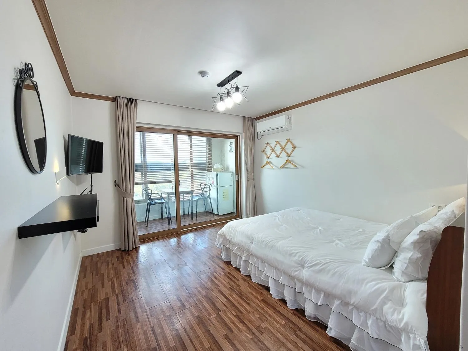 Bed in Starlight drops Pension