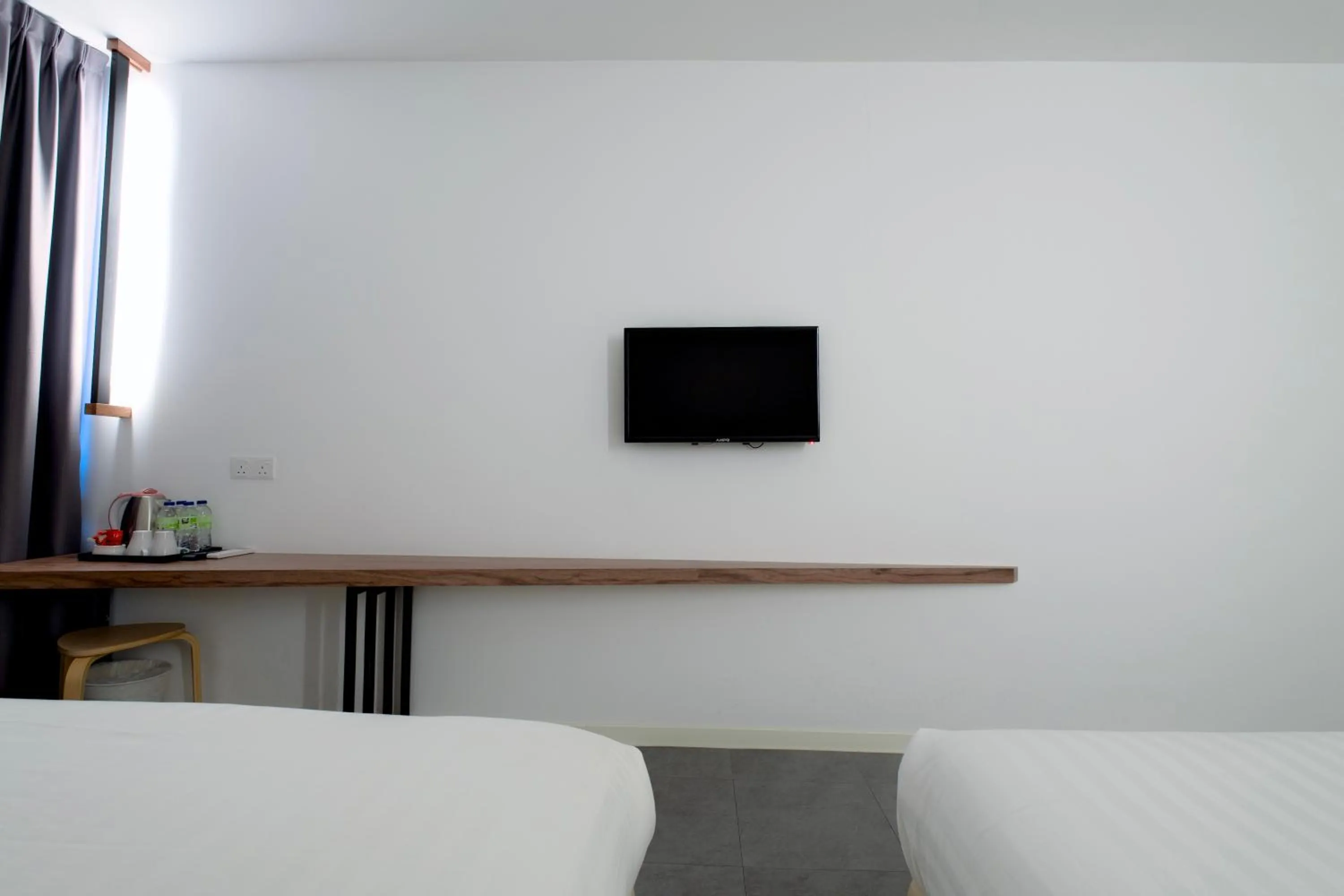 TV and multimedia, Bed in T Hotel Jalan Sultanah