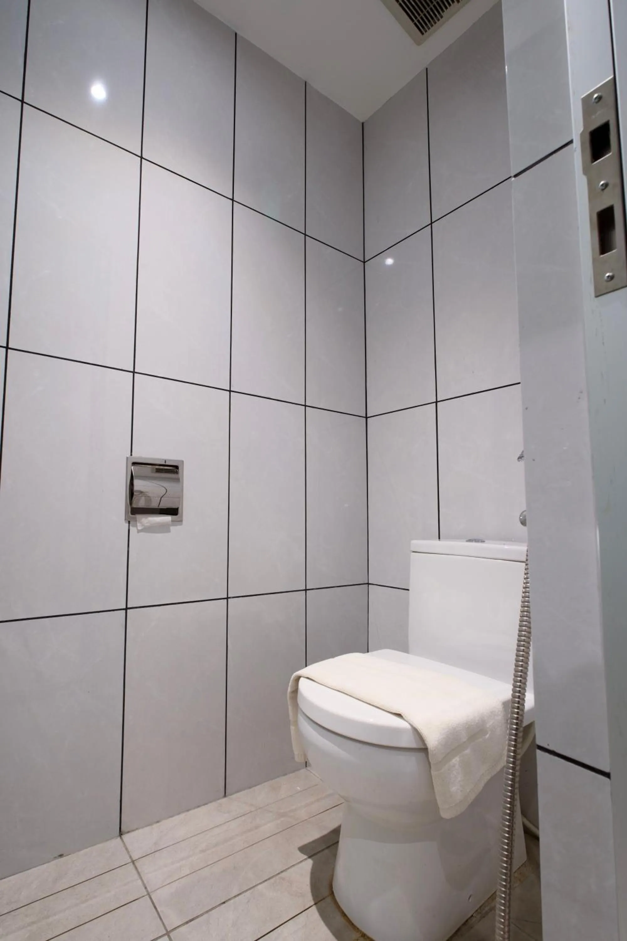 Bathroom in T Hotel Jalan Sultanah