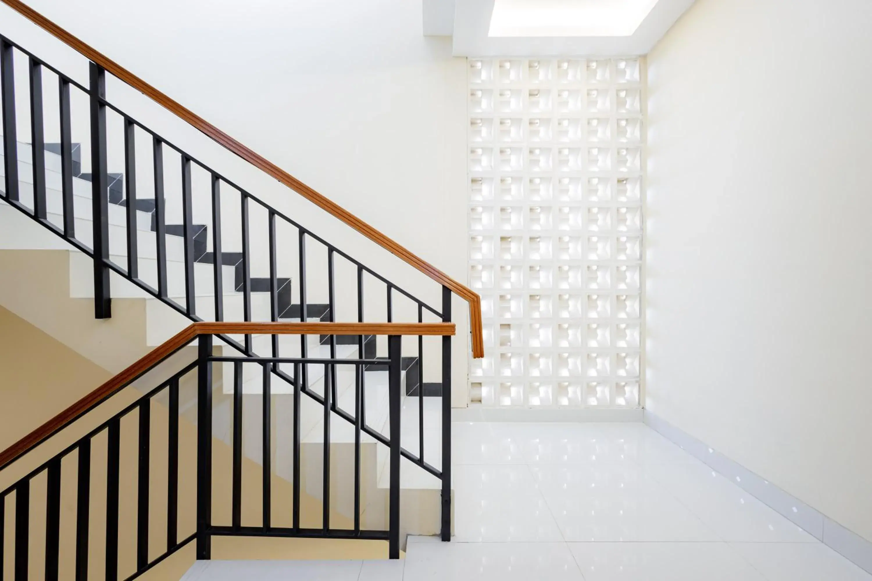 Property building in Urbanview Hotel Syariah The Ragunan Residence Property building in Urbanview Hotel Syariah The Ragunan Residence