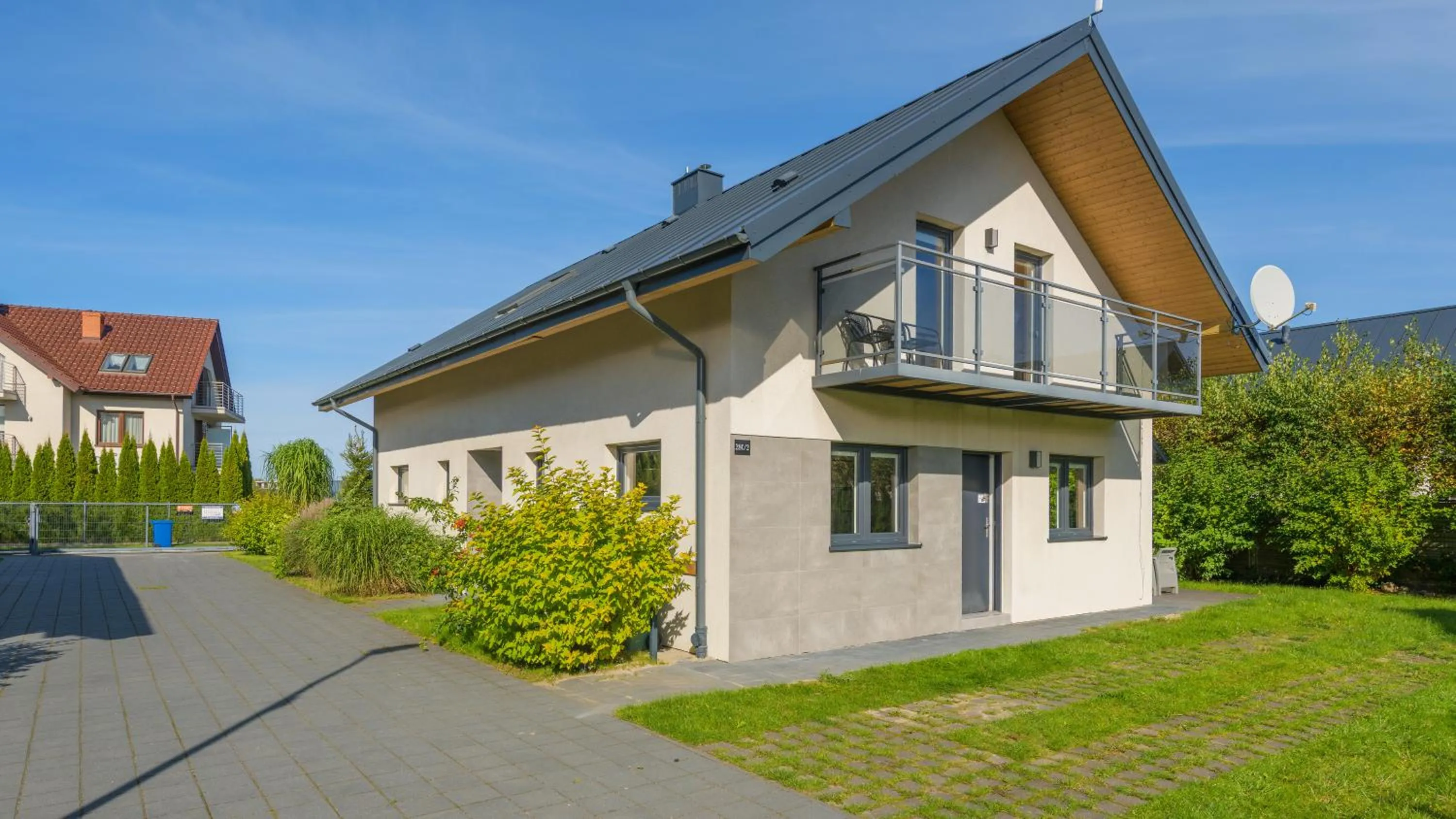 Property building in Jasne Wybrzeże, Sun & Snow