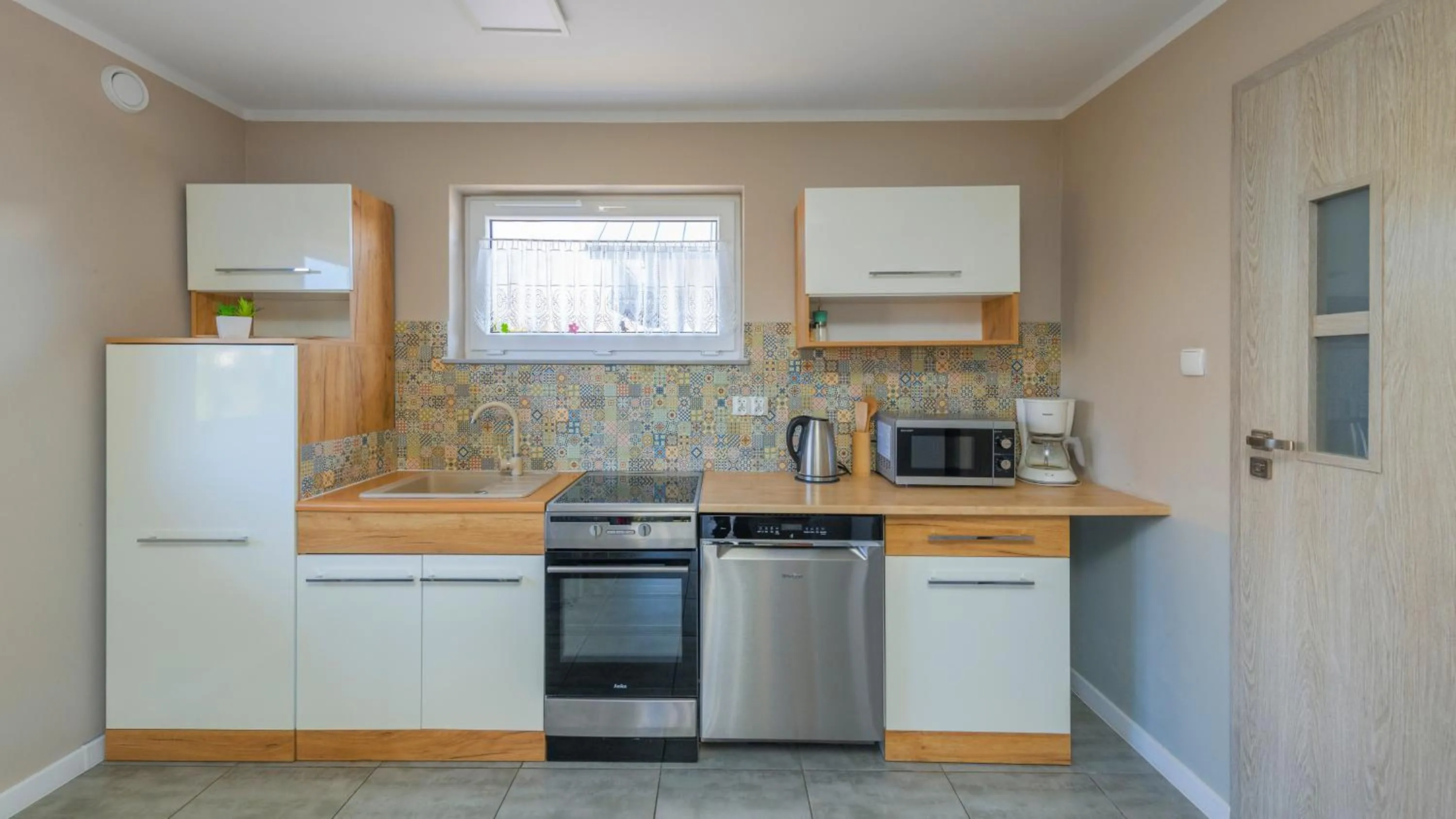 Kitchen or kitchenette in Jasne Wybrzeże, Sun & Snow