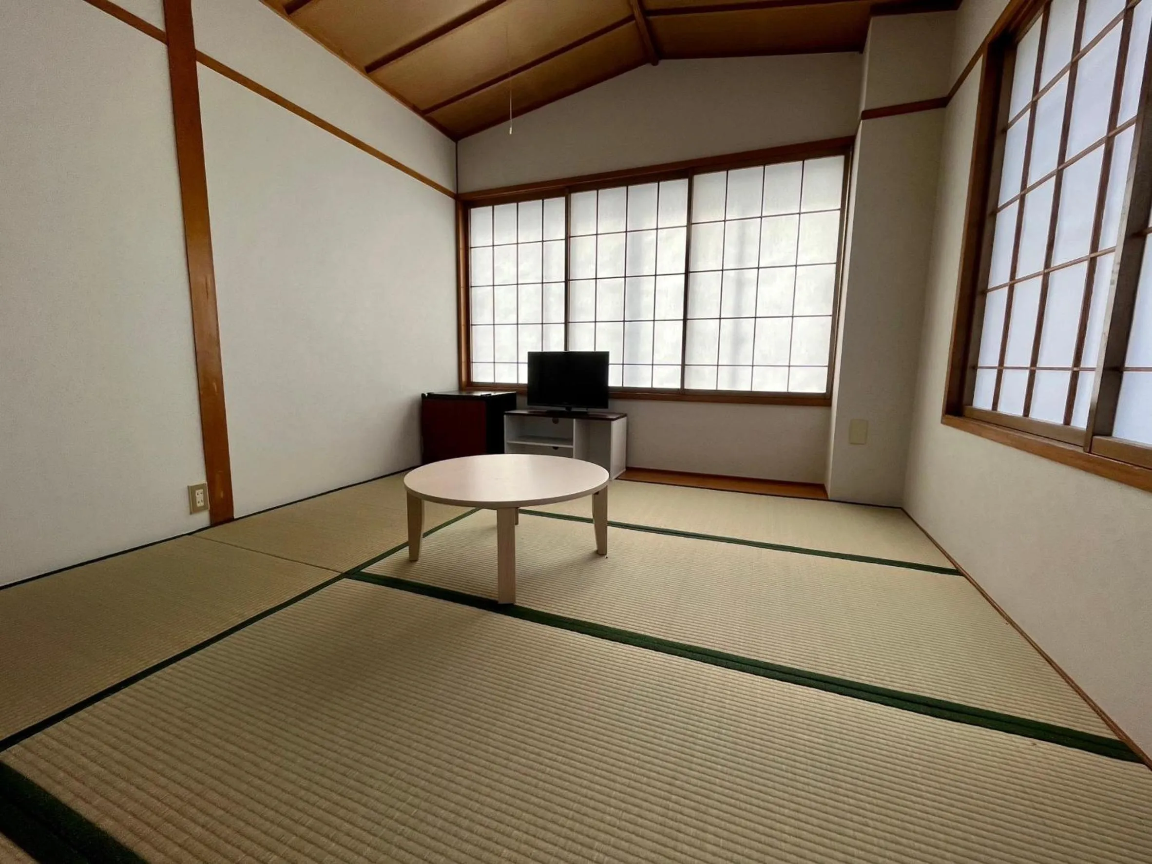Photo of the whole room in Yuzawa house