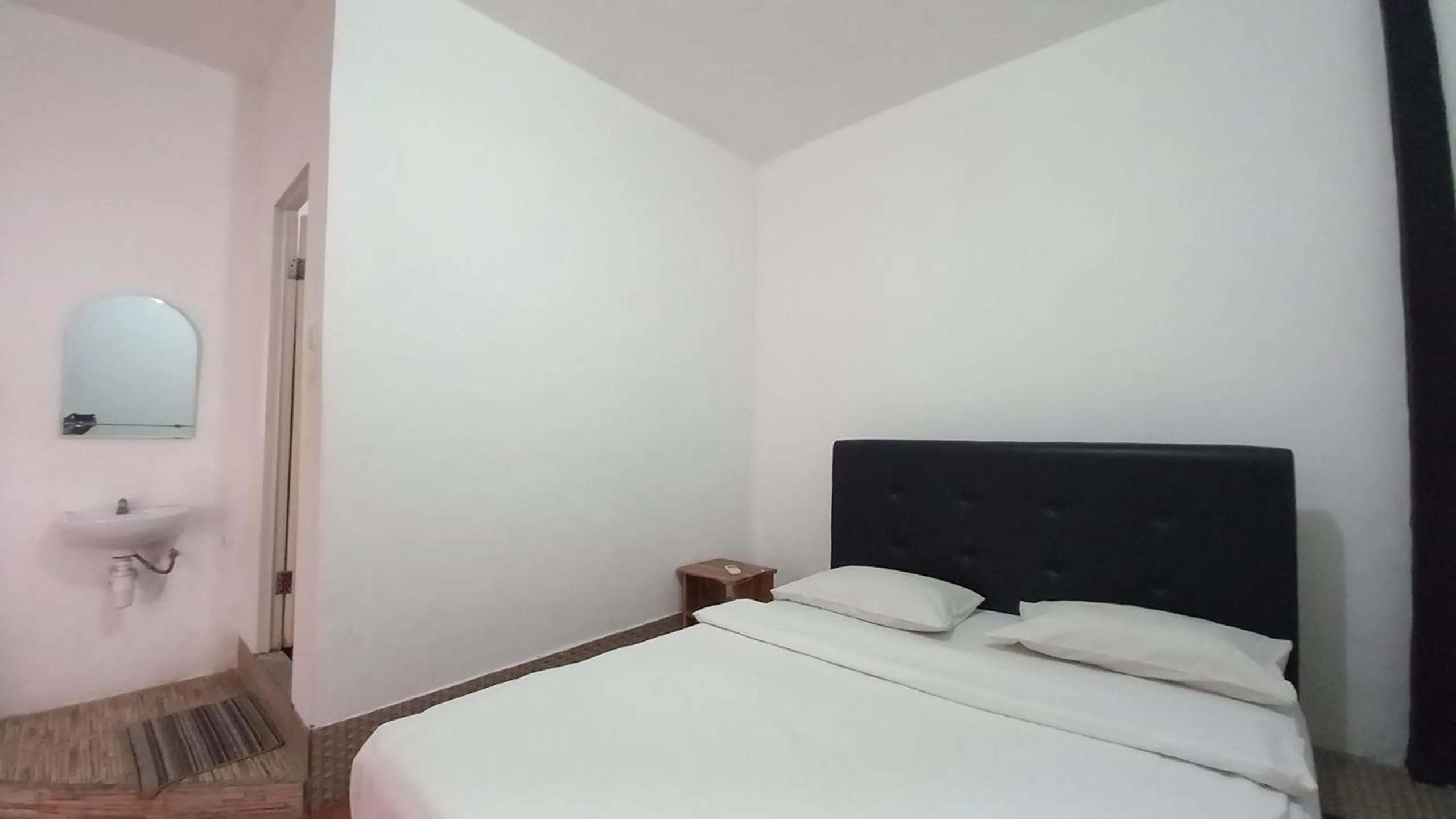 Bed in dC Hotel & Hostel