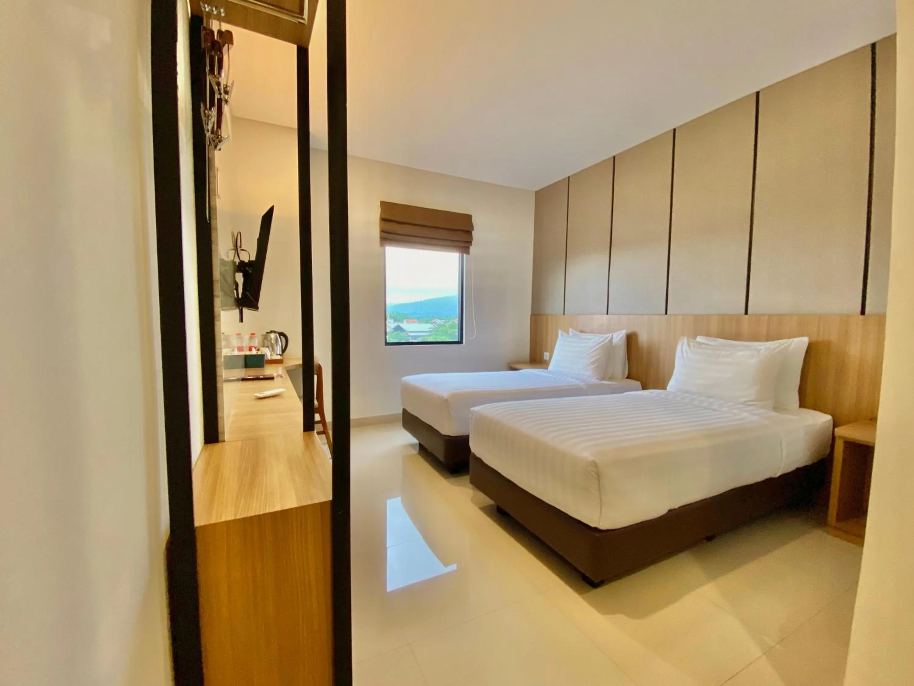 Bedroom, Bed in Front One Hotel Gombong