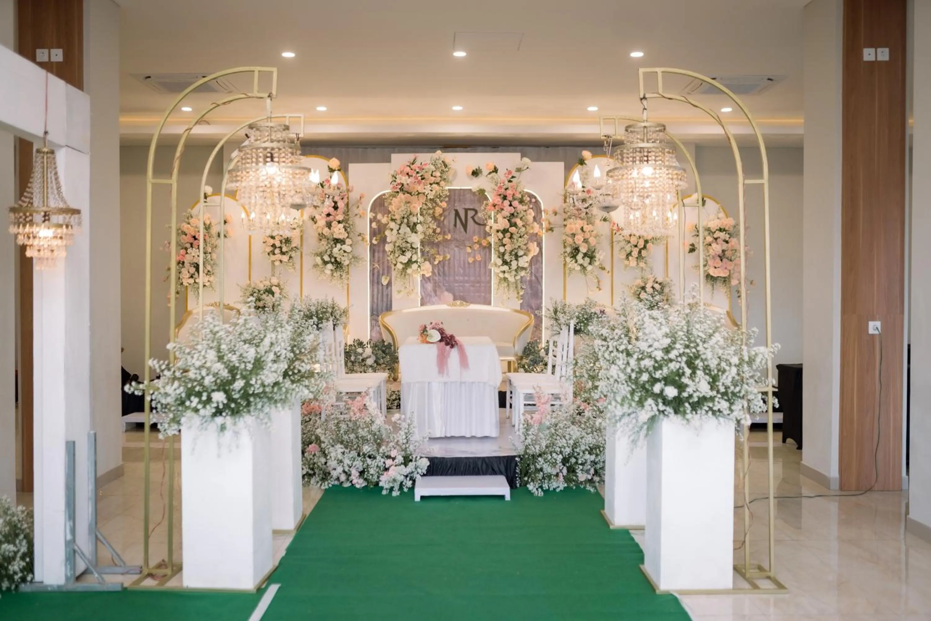 wedding in Front One Hotel Gombong