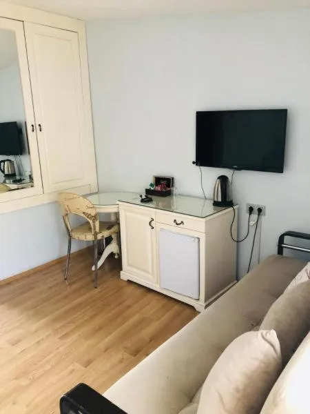 TV and multimedia in NACRE RESIDENCE